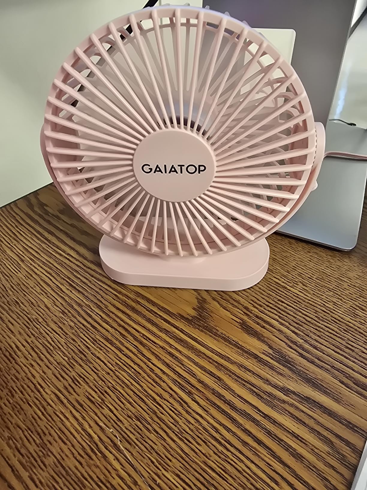 Gaiatop USB Desk Fan, 5.5 Inch Small Quiet Powerful 3 Speeds 90° Rotate, Personal Mini Portable Desktop Table Fans, Cooling for Home Office Car Travel Indoor Outdoor Pink customer photo 2