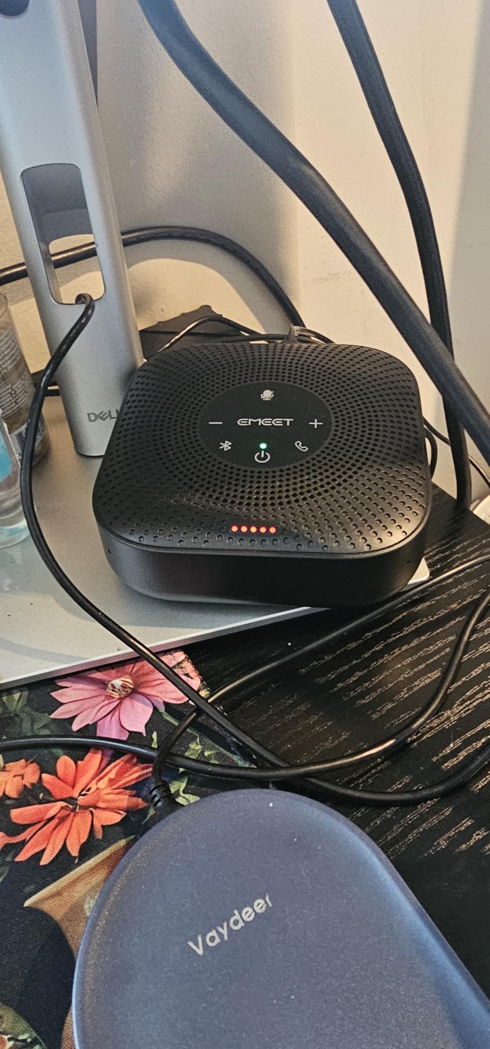 EMEET Conference Speakerphone M0 Plus, 4 AI Mics 360° Voice Pickup, Noise Reduction, USB C Speaker, Bluetooth Conference Speaker for 8 People w/Daisy Chain for 16 Compatible with Leading Software customer photo 1