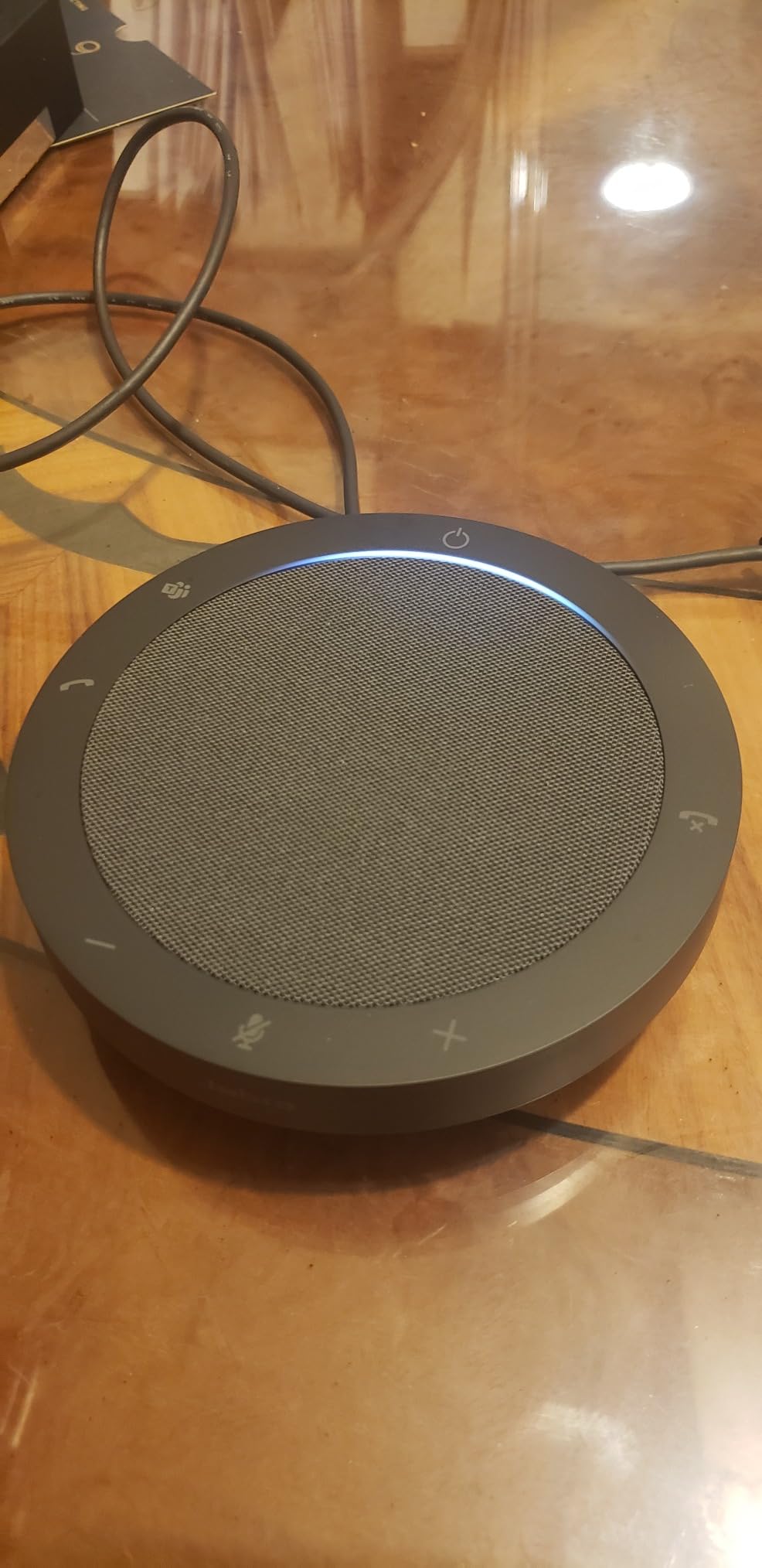 Jabra Speak2 40 Portable Speakerphone - 4 Noise-Cancelling Mics, 50mm Full Range Speakers with Wideband Audio for Clear Sound, USB-A/USB-C Connections - Certified Microsoft Teams Speaker - Dark Grey customer photo 2