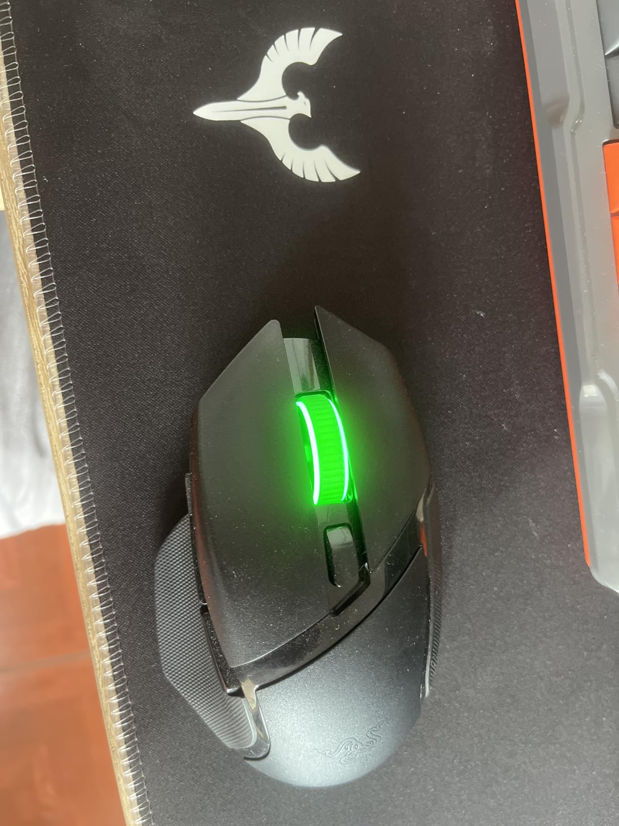 Razer Basilisk V3 X HyperSpeed Customizable Wireless Gaming Mouse: Mechanical Switches Gen-2-5G Advanced 18K Optical Sensor - Chroma RGB - 9 Programmable Controls - 285 Hr Battery - Classic Black customer photo 1