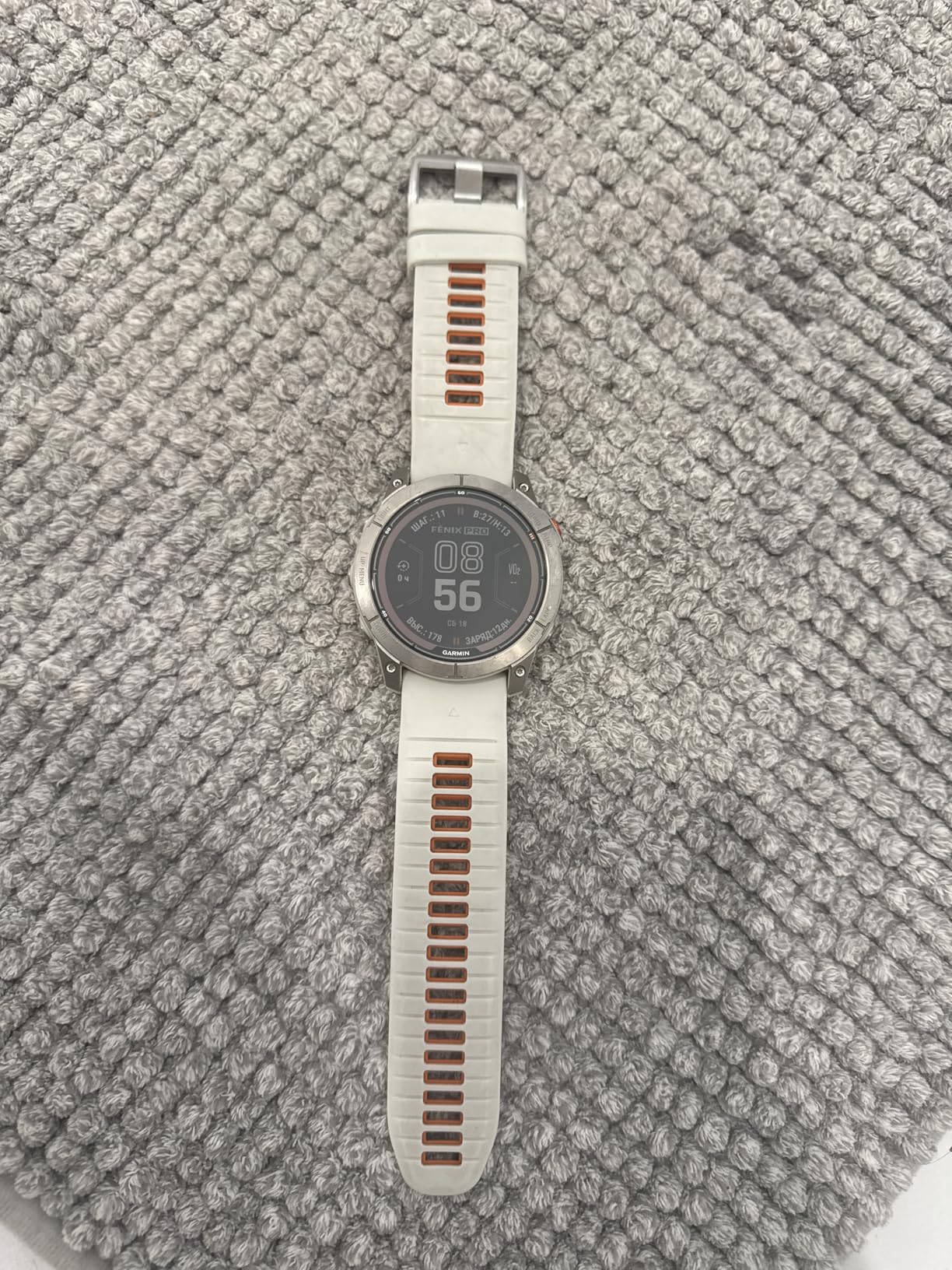 fēnix 7 Pro Sapphire Solar, Multisport GPS Smartwatch, Built-in Flashlight, Solar Charging Capability, Black customer photo 1