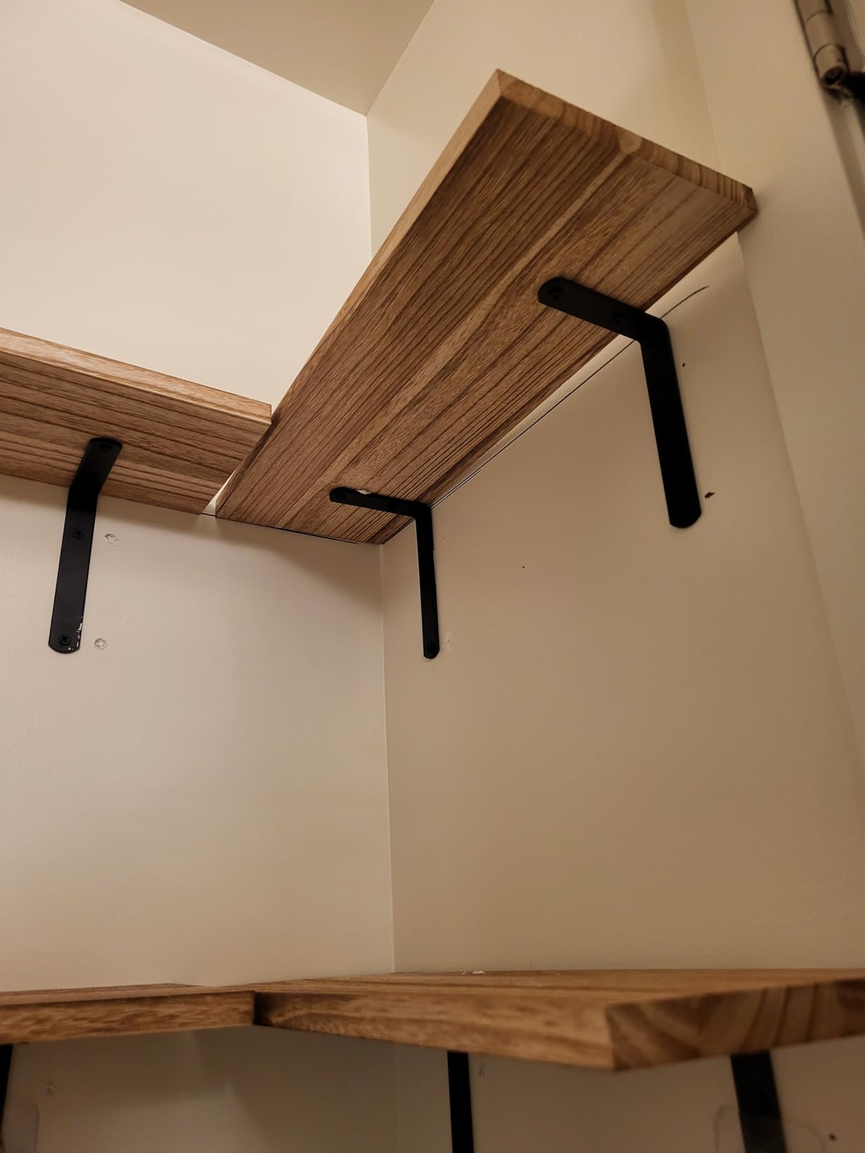 WOPITUES Wood Floating Shelves Set of 6, Shelves for Wall Decor, Farmhouse Shelf for Bedroom, Bathroom Storage Shelves, Book Shelves for Living Room - Rustic Brown customer photo 2