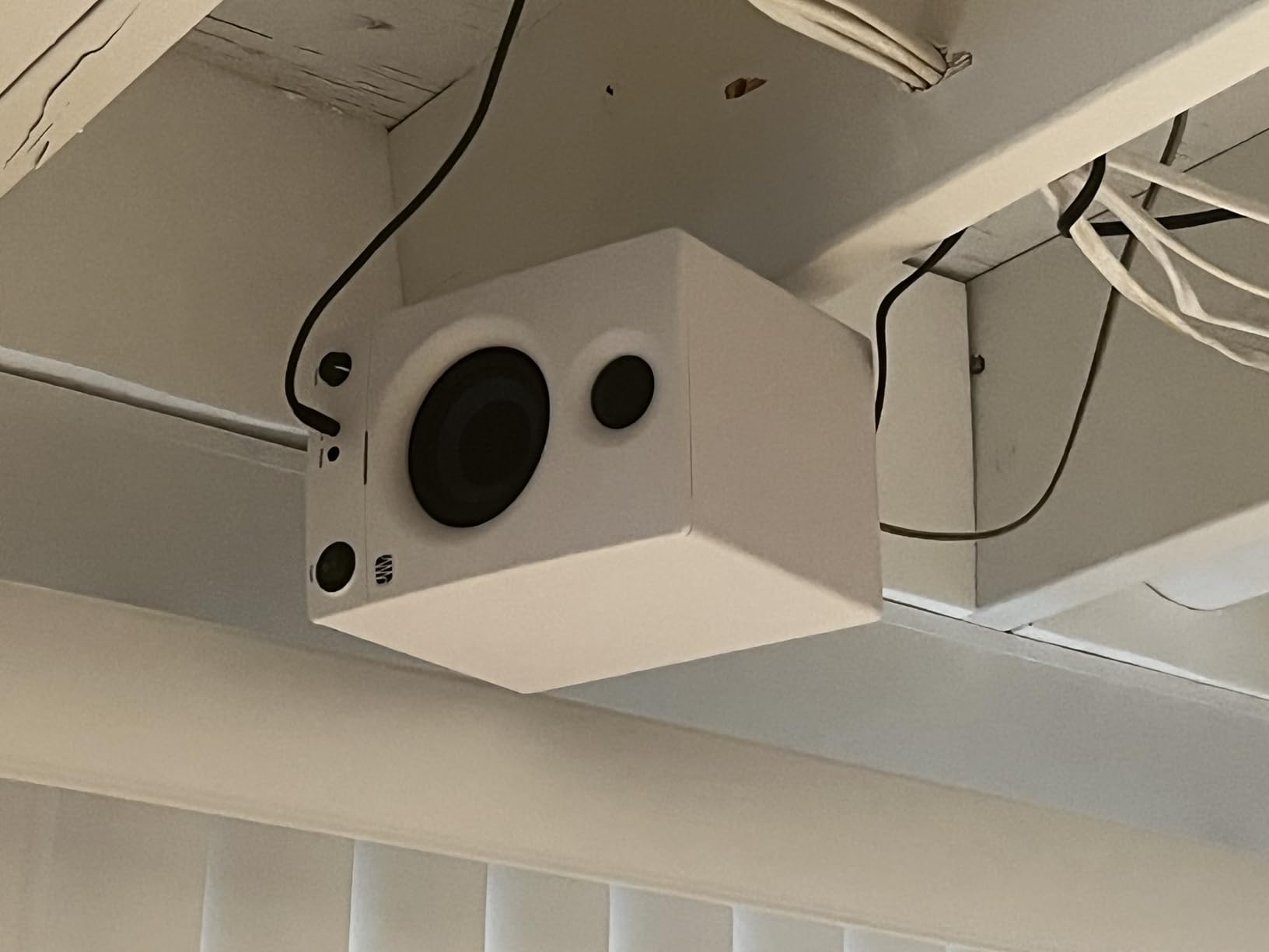 PreSonus Eris 3.5 Studio Monitors, Pair - Powered, Active Monitor Speakers for Near Field Music Production, Desktop Computer, Hi-Fi Audio customer photo 2