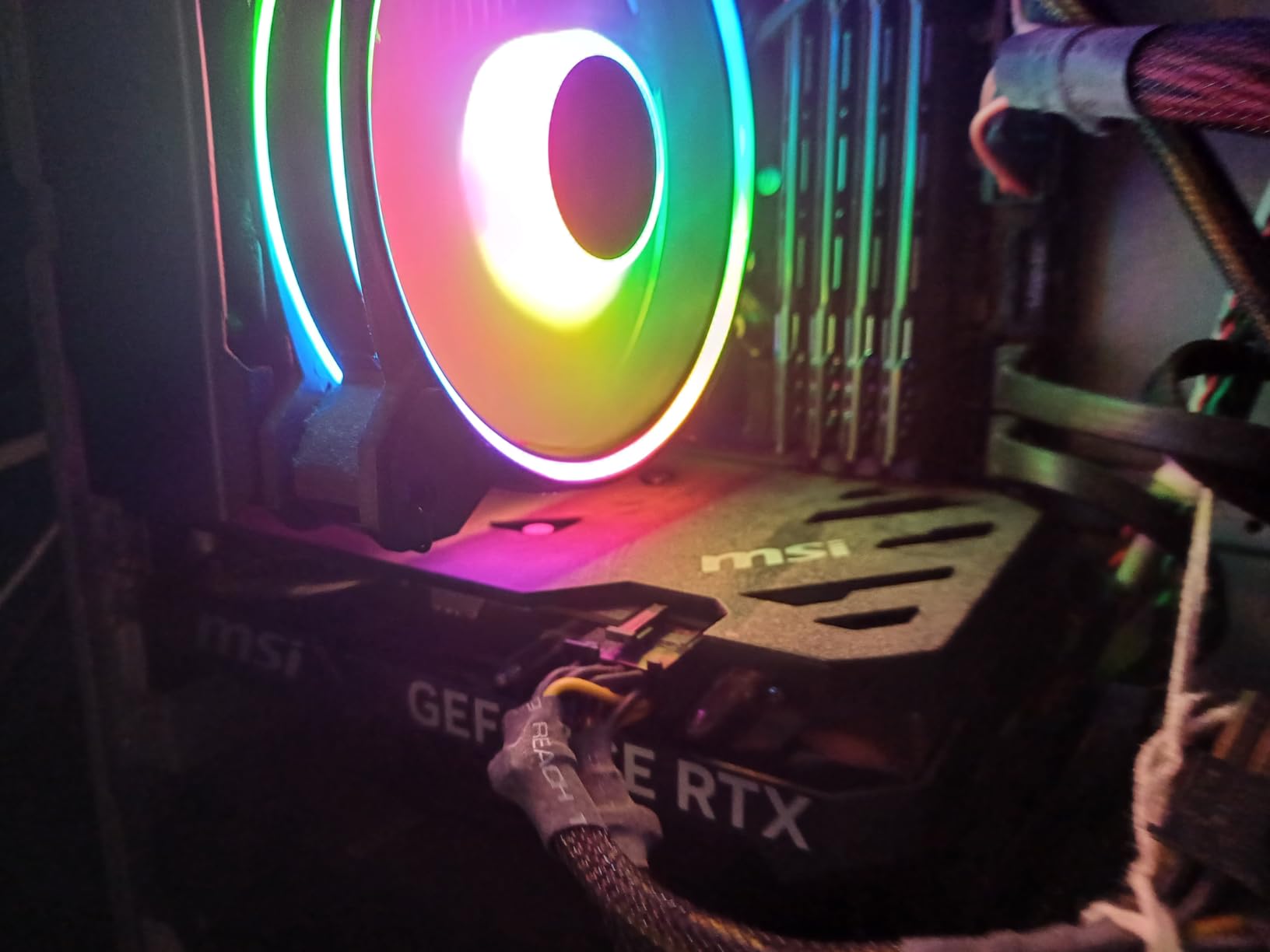 msi Gaming GeForce RTX 4060 8GB GDRR6 Extreme Clock: 2505 MHz 128-Bit HDMI/DP Nvlink TORX Fan 4.0 Ada Lovelace Architecture Graphics Card (RTX 4060 Ventus 2X Black 8G OC) customer photo 2