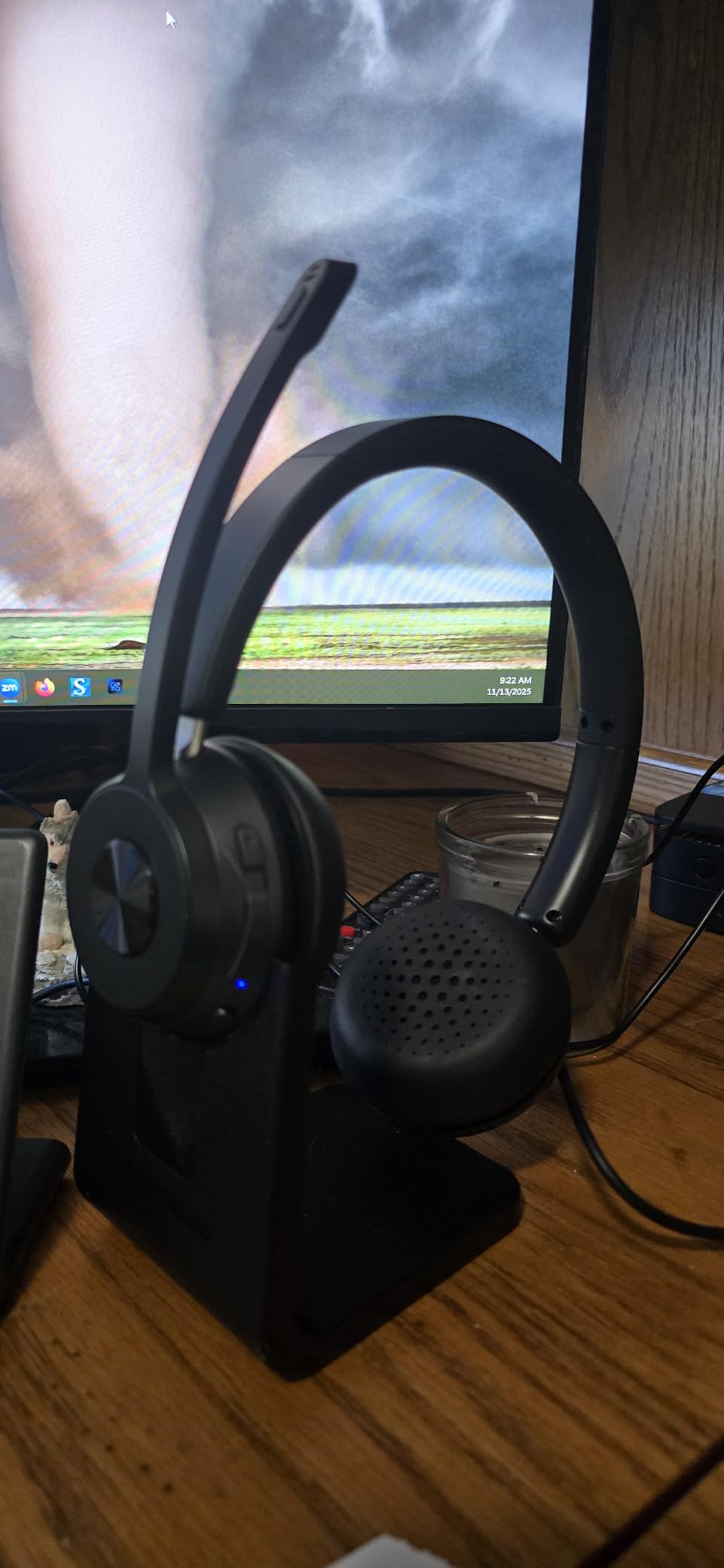 (Upgraded Version) Wireless Headset, Bluetooth Headset with Noise Cancelling Microphone, Best Headphones with Mic Mute & USB Dongle for PC/Computer/Laptop/Cell Phones/Remote Work/Call Center customer photo 2