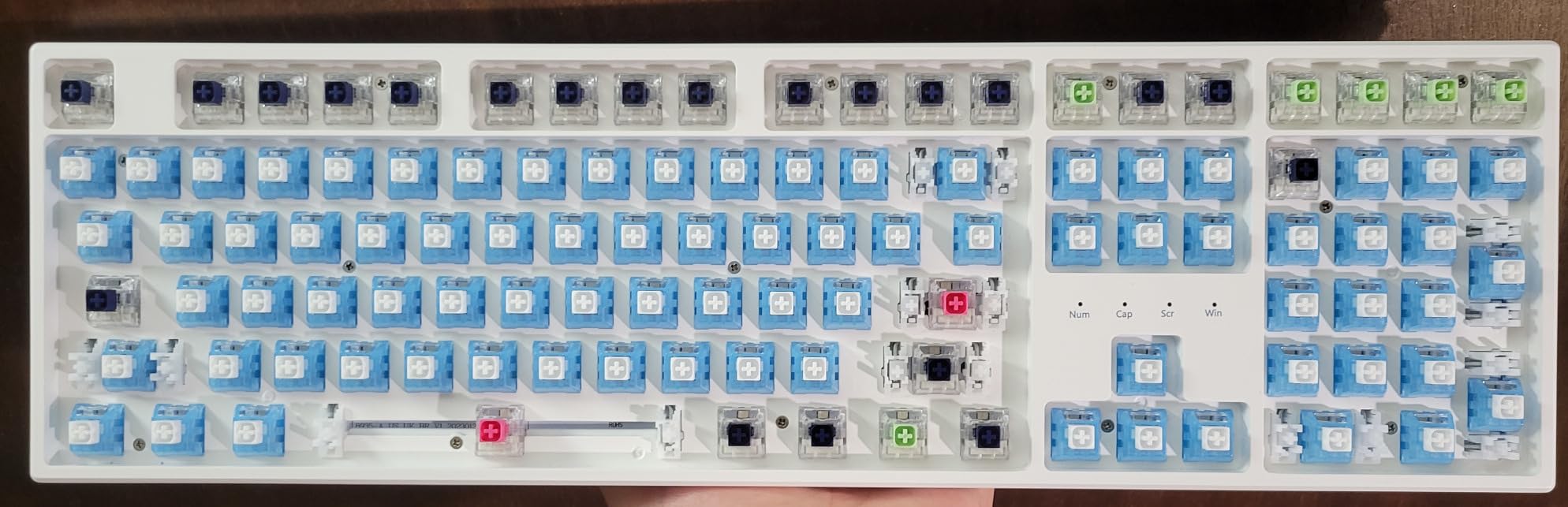 Redragon K668 RGB Gaming Keyboard, 108 Keys Wired Mechanical Keyboard w/Extra 4 Hotkeys, Sound Absorbing Foams, Upgraded Hot-swappable Socket, Mixed Color Keycaps x 2 Sets, Red Switch customer photo 1