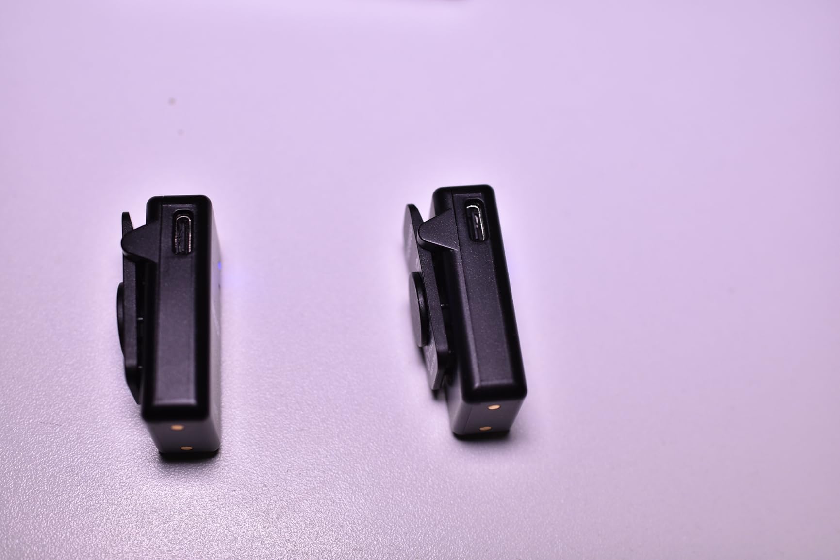 NEEWER CM28 (1 RX + 2 TX + Charging Case), Wireless Lavalier Microphone, Smart Noise Cancelling, 48KHz/16Bit 9 Hrs Uncompressed Recording, 656ft/200m Range, Lav Mic for iPhone, Android, Camera customer photo 1