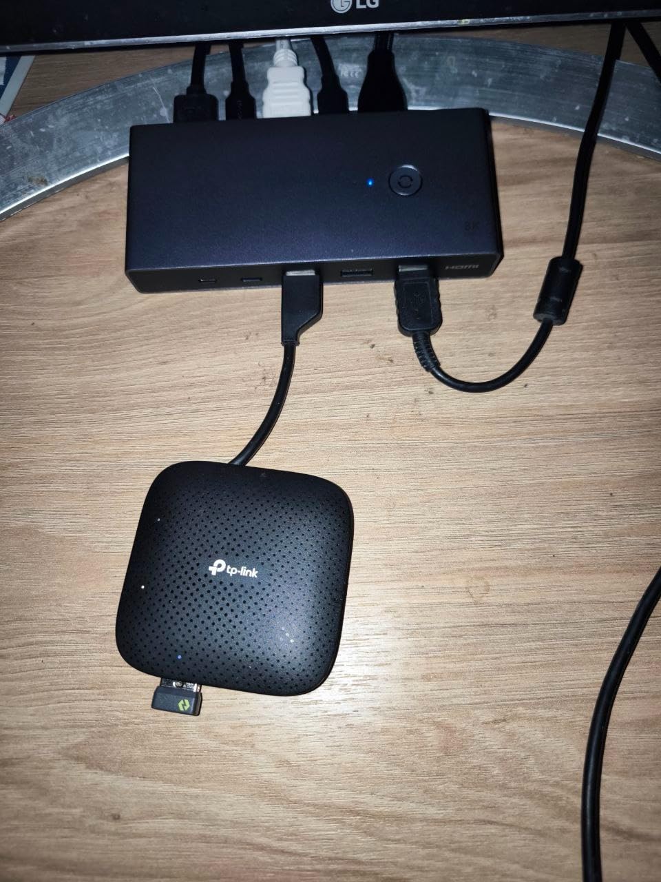 UGREEN 8K@60Hz HDMI KVM Switch with 4 USB 3.0 Ports (3 USB-A + 1 USB-C) for 2 Computers Share 1 Monitor Keyboard Mouse Hard Drives Printer with 2 HDMI Cables, 2 USB Cables and Controller customer photo 1