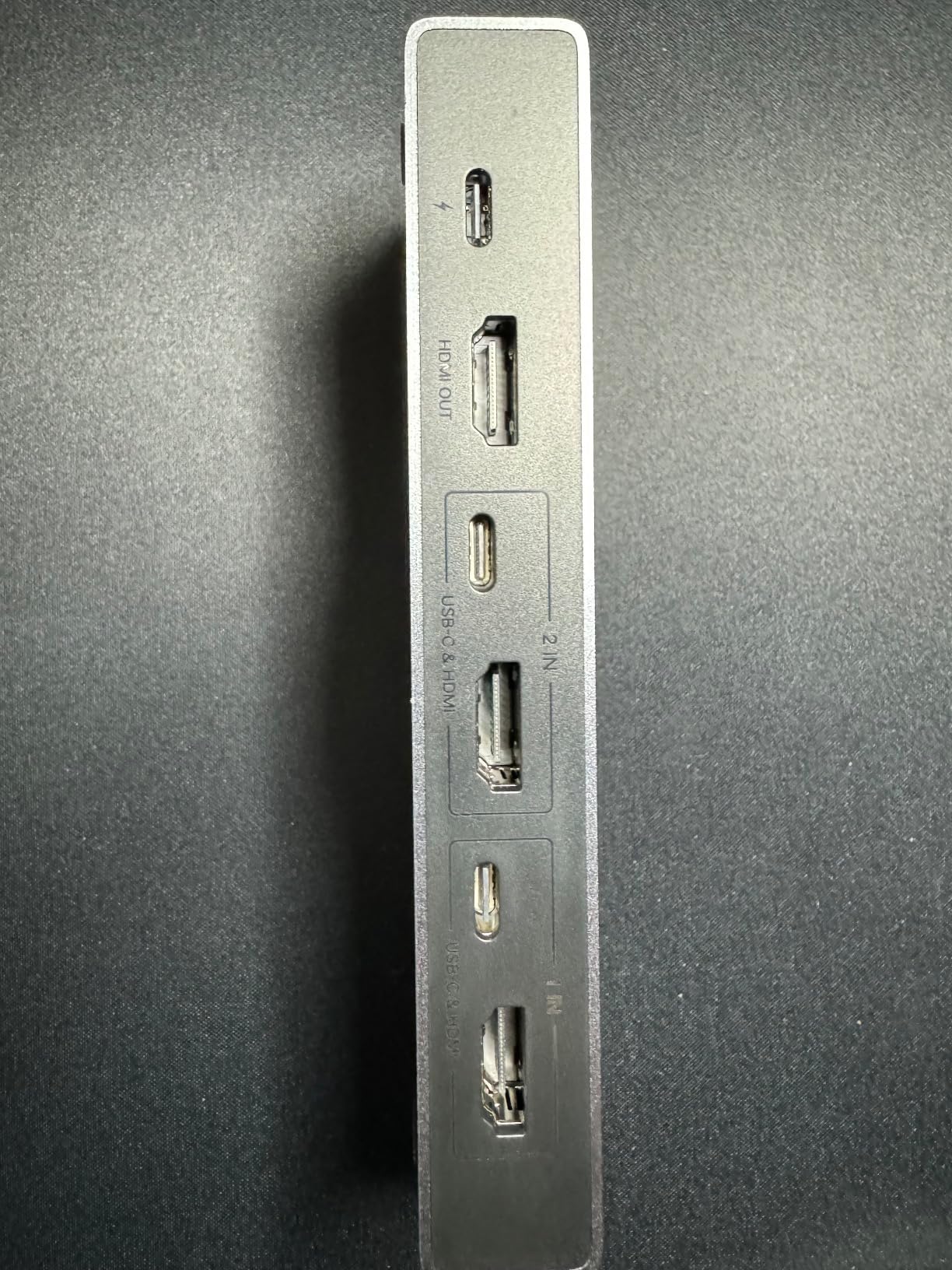 UGREEN 8K@60Hz HDMI KVM Switch with 4 USB 3.0 Ports (3 USB-A + 1 USB-C) for 2 Computers Share 1 Monitor Keyboard Mouse Hard Drives Printer with 2 HDMI Cables, 2 USB Cables and Controller customer photo 2