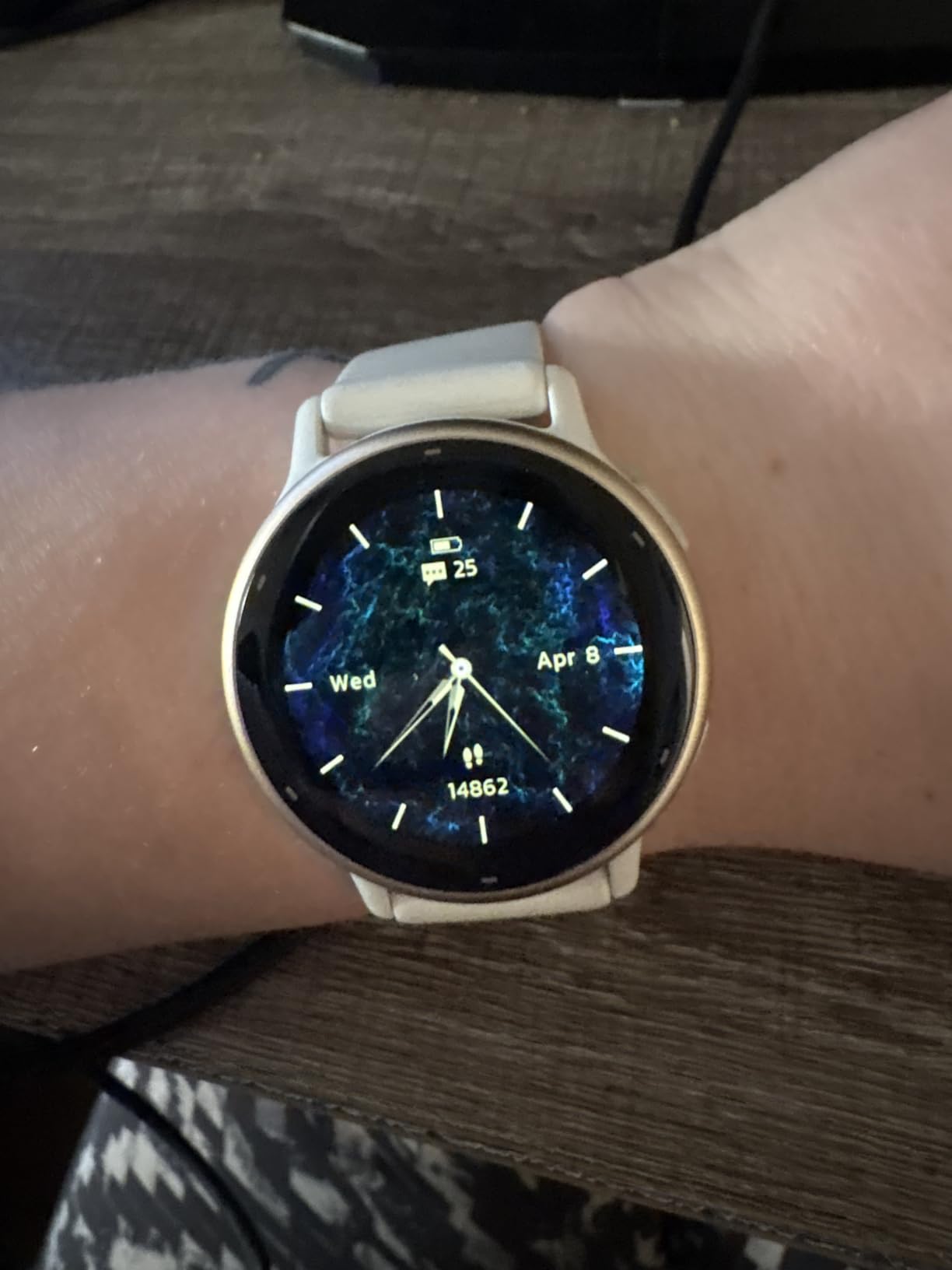 vívoactive 5, Health and Fitness GPS Smartwatch, AMOLED Display, Up to 11 Days of Battery, Ivory customer photo 2