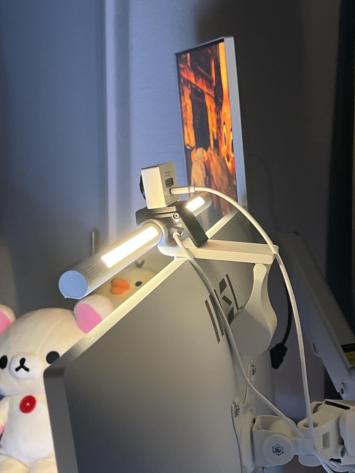 Quntis Computer Monitor Light Bar with Remote, Eye-Care Monitor Light Backlight Desk Lamp for Home Office Gaming, Stepless Dimming Brightness and Color Temperature, No Screen Glare, Gray customer photo 2