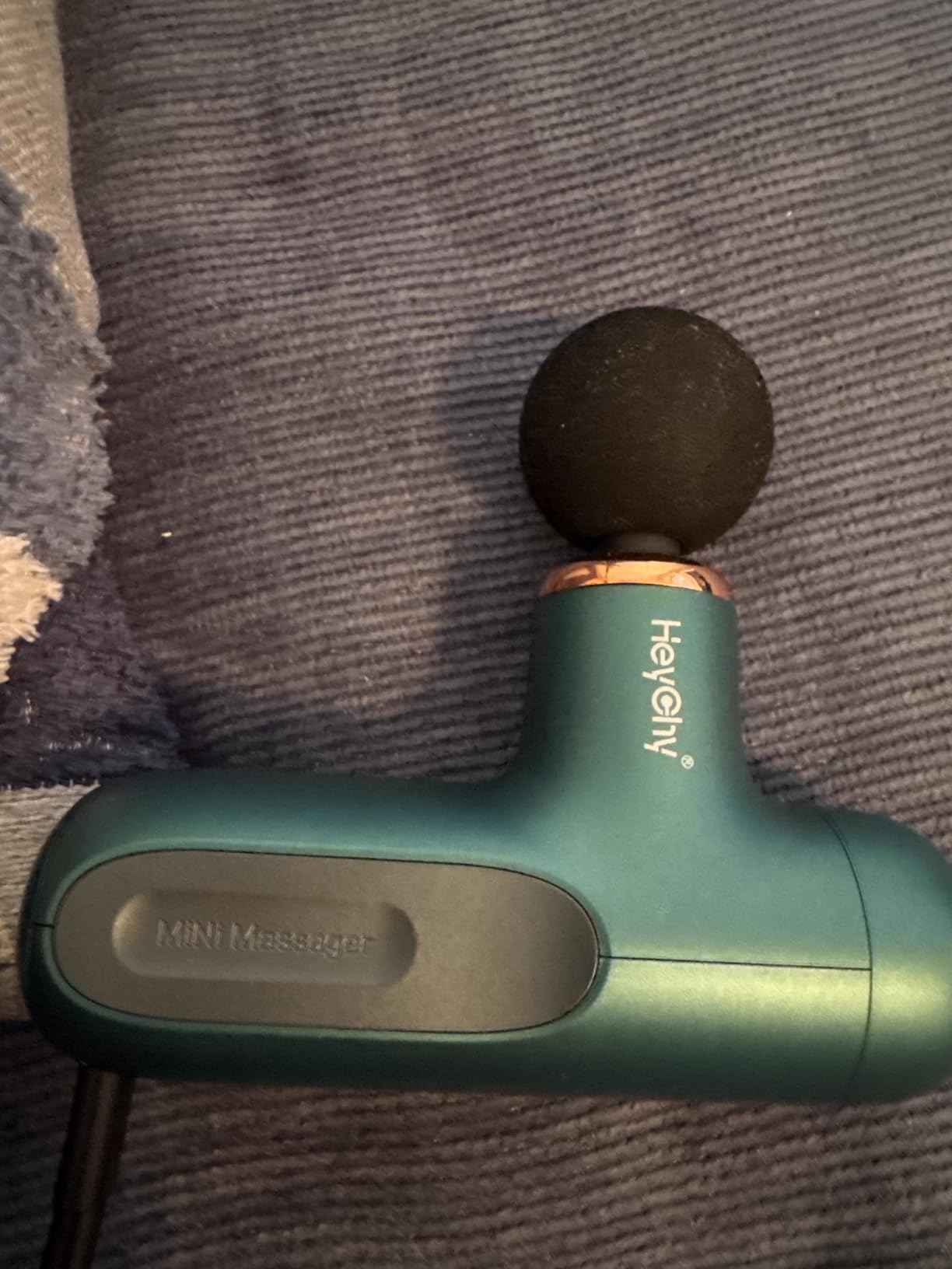 HEYCHY Super Mini Massage Gun, Percussion Deep Tissues Muscle Massager, Compact Sports Travel Massage Gun, Portable Handheld Massager for Home, Gym, Office, Outdoors customer photo 1
