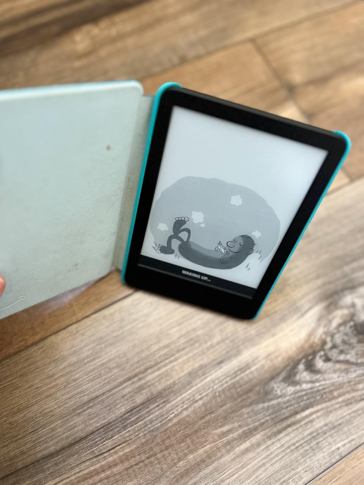 Amazon Kindle Kids 16GB (newest model) - If it breaks, we will replace it, includes ad-free books and cover, with glare-free display, faster page turns - Ocean Explorer customer photo 2