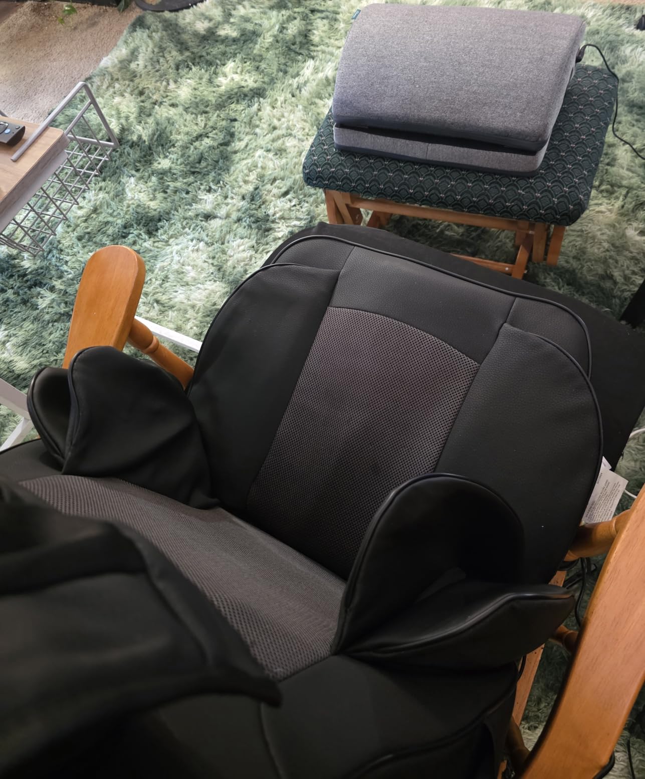 Snailax Heated Foot Rest Under Desk at Work, FSA Eligible Desk Foot Stool with Heat & Vibration Massage, Adjustable Height, 2 Heat Levels Foot Warmer Feet Heater for Office Chair, Gaming Home Use customer photo 2