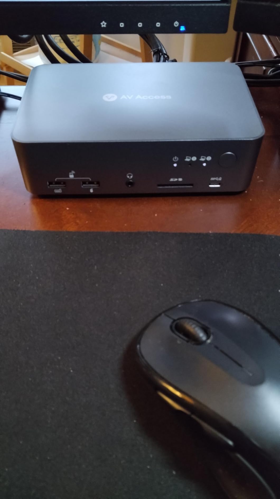 AV Access KVM Switch Dock 2 Monitors 2 Laptops, 4K KVM Switch Dual HDMI Monitor, 2 USB-C MST Ports, 60W PD for Each PC, 1G Ethernet, EDID Emulation, 2K@144Hz,1080P@240Hz,Ideal for Home Office & Gaming customer photo 2