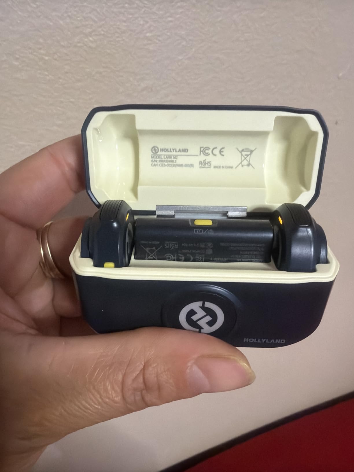 Hollyland Lark M2 Wireless Microphone for iPhone15/16/17&Android, USB C Mini Lapel Microphone Wireless, 1000ft Range, Hi-Fi Audio, Noise Cancellation, 30H Battery for Video Recording, Streaming customer photo 1