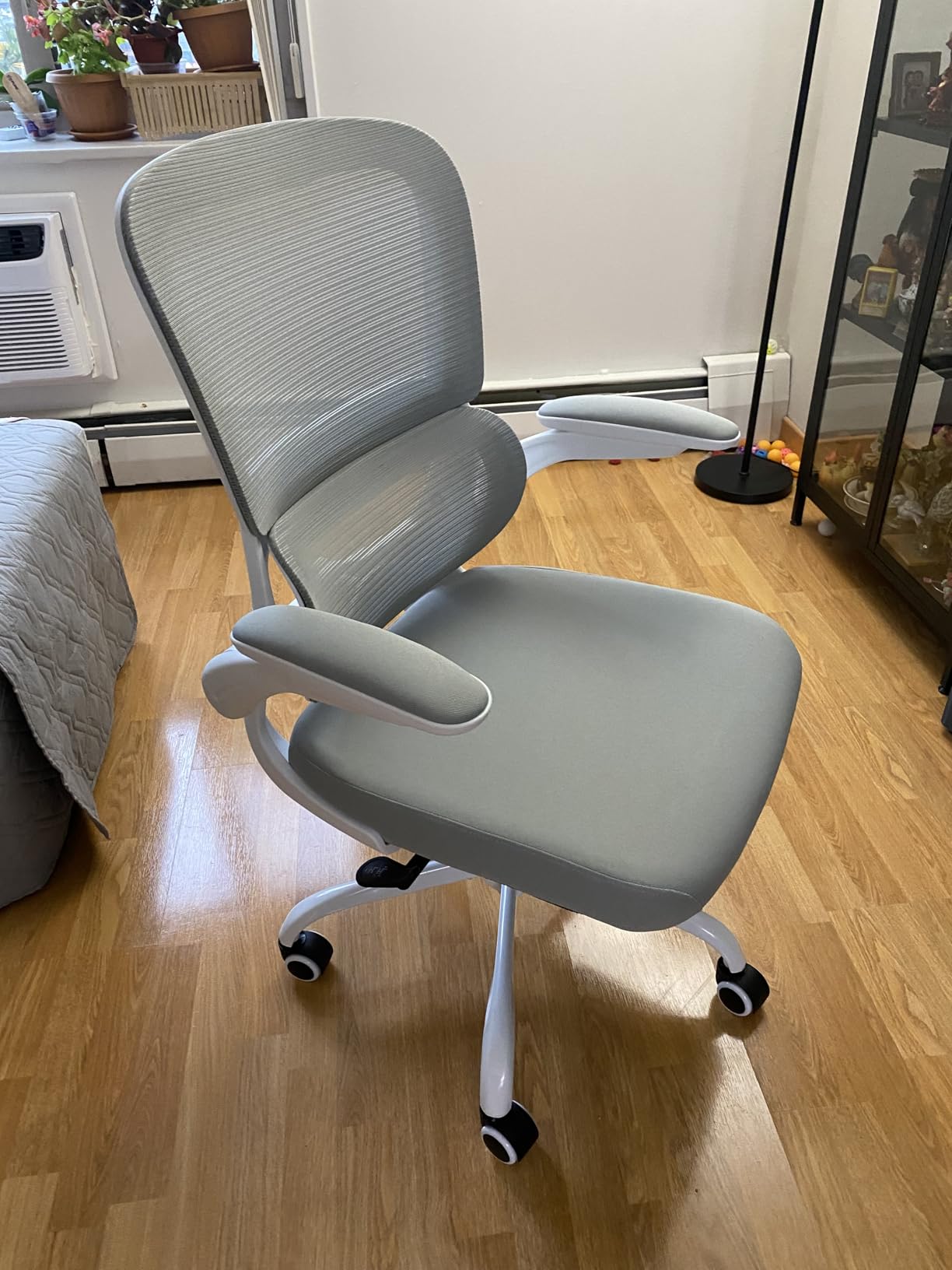 TRALT Office Chair - Ergonomic Desk Chair with Adjustable Lumbar Support, Mesh Computer Chair, Executive Chairs for Home Office Comfortable Lumbar Support (Black) customer photo 1