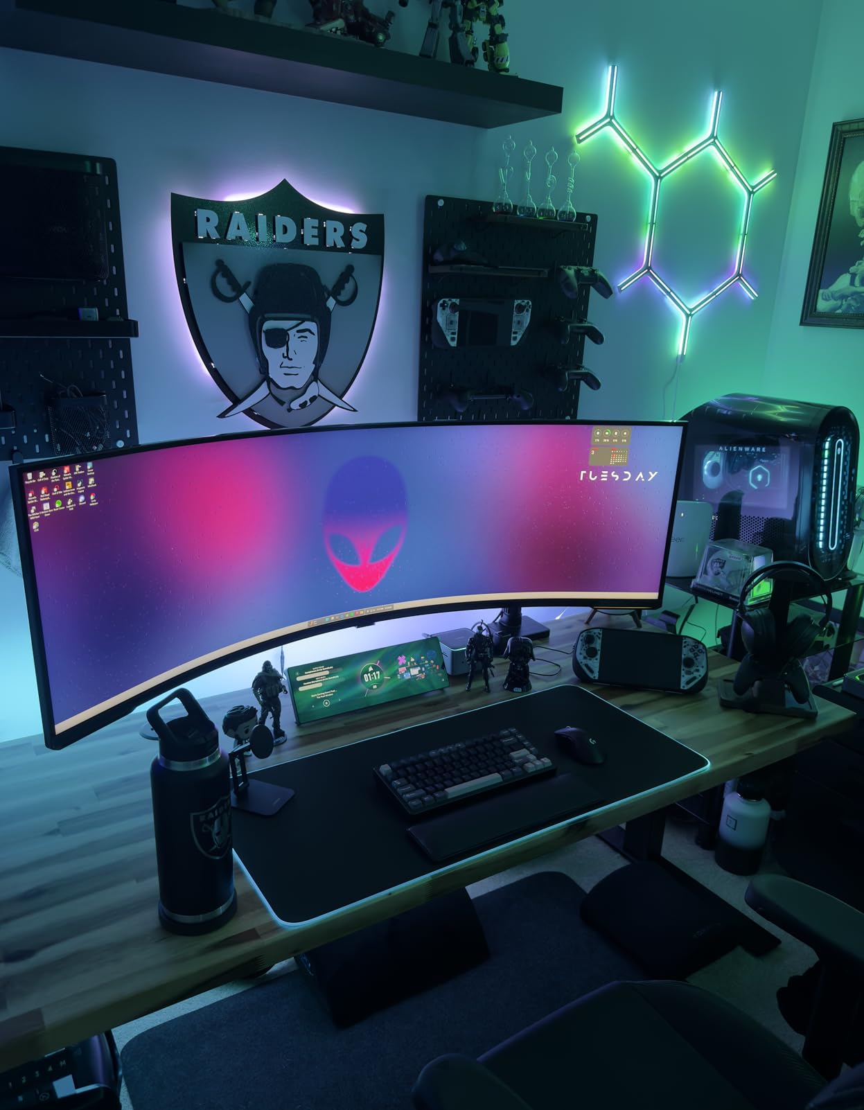 ULTRARM Heavy Duty Monitor Arm for Ultrawide Monitors up to 57