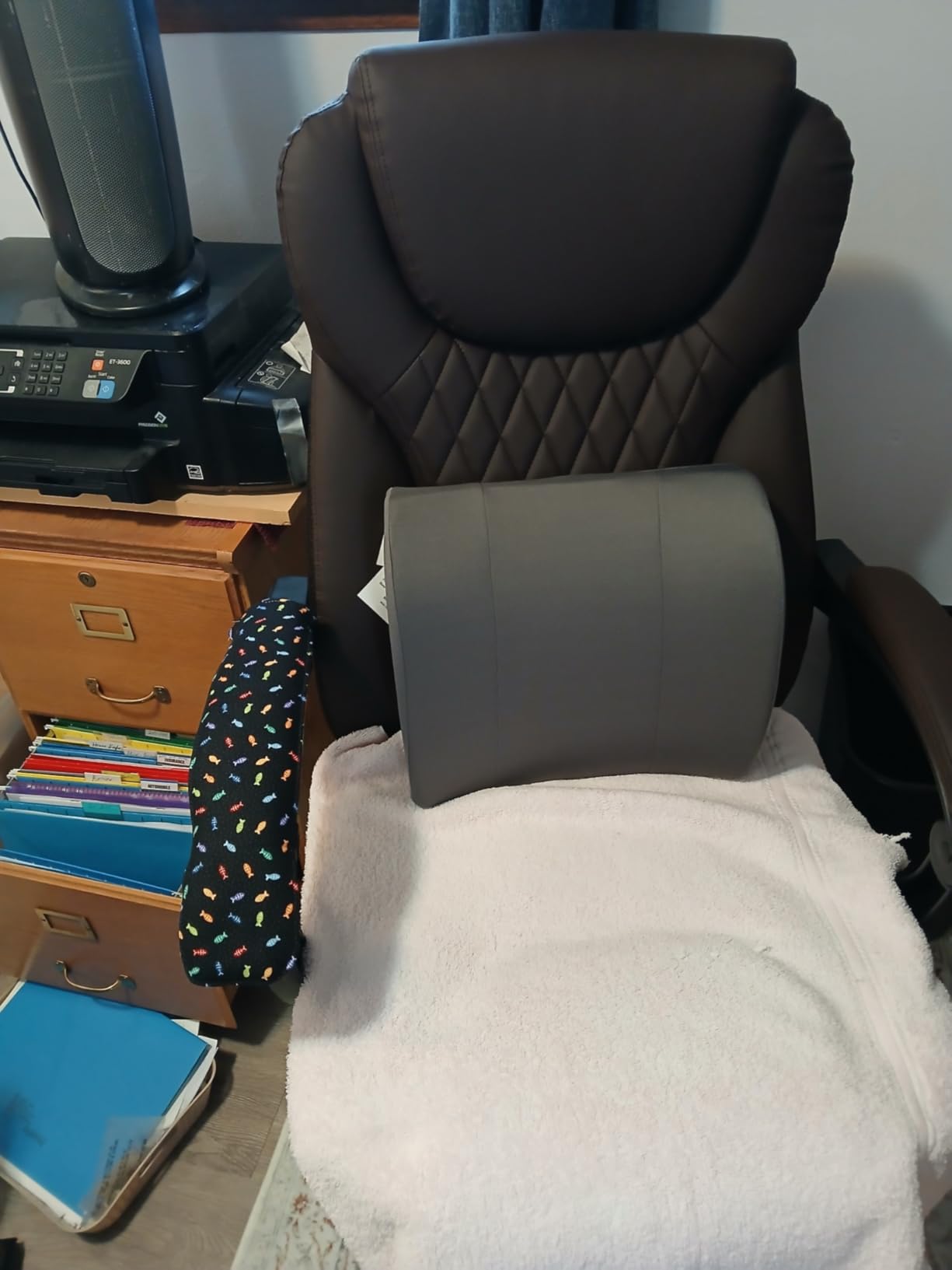 amseatec Office Chair, Big and Tall Office Chair with Foot Rest Ergonomic Chair for Home Desk, Reclining High Back Leather Chairs with Lumbar Support(Black) customer photo 1