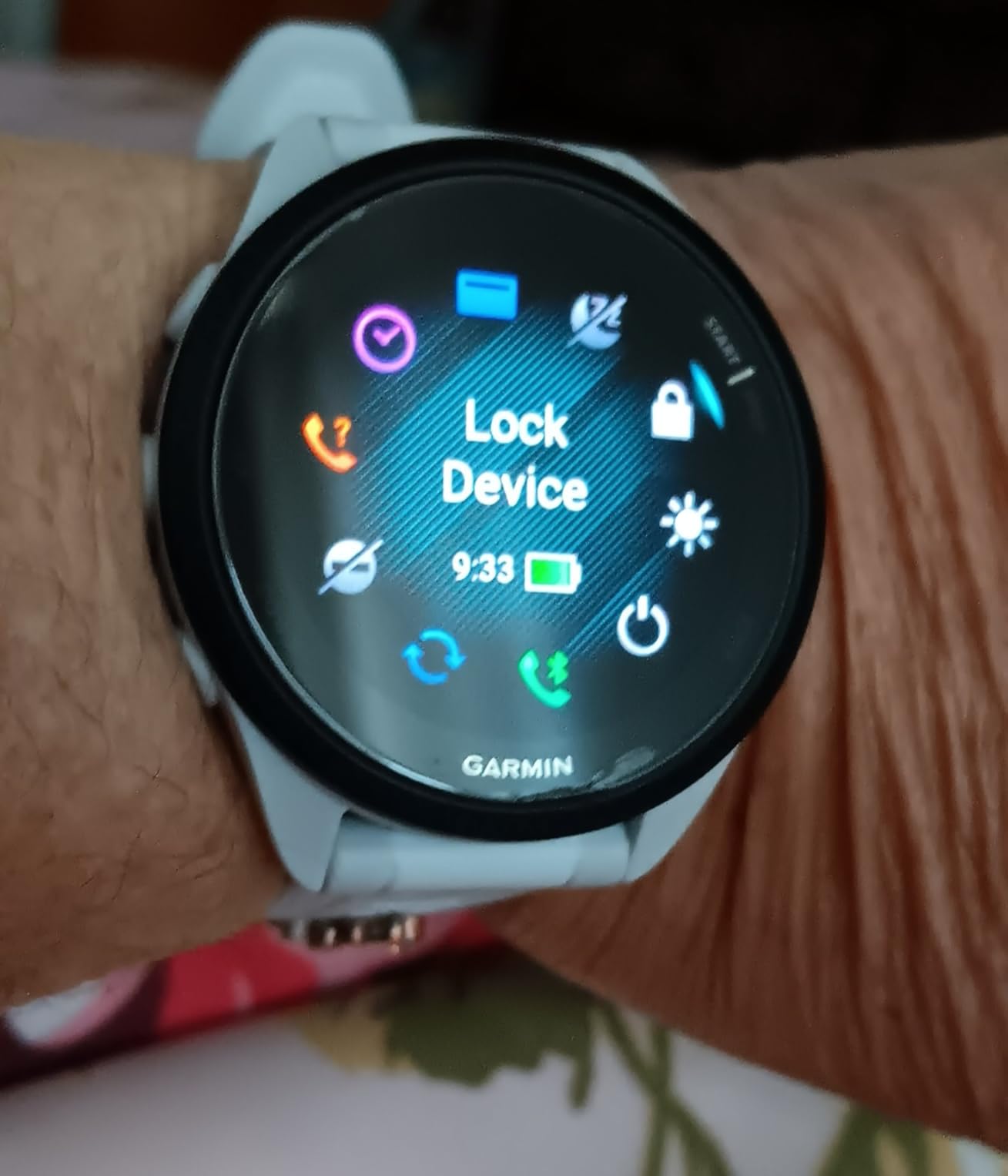 Forerunner 165, Running Smartwatch, Colorful AMOLED Display, Training Metrics and Recovery Insights, Black customer photo 1