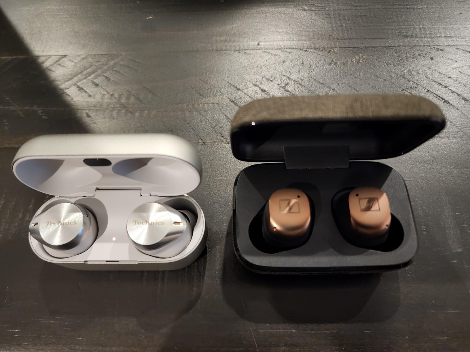 Sennheiser Momentum True Wireless 4 Smart Earbuds, Bluetooth 5.4, Crystal-Clear Sound, Noise Cancelling Earbuds, Comfortable Design, 30-Hour Battery, Adaptive ANC, LE Audio, Auracast - Black Graphite customer photo 2