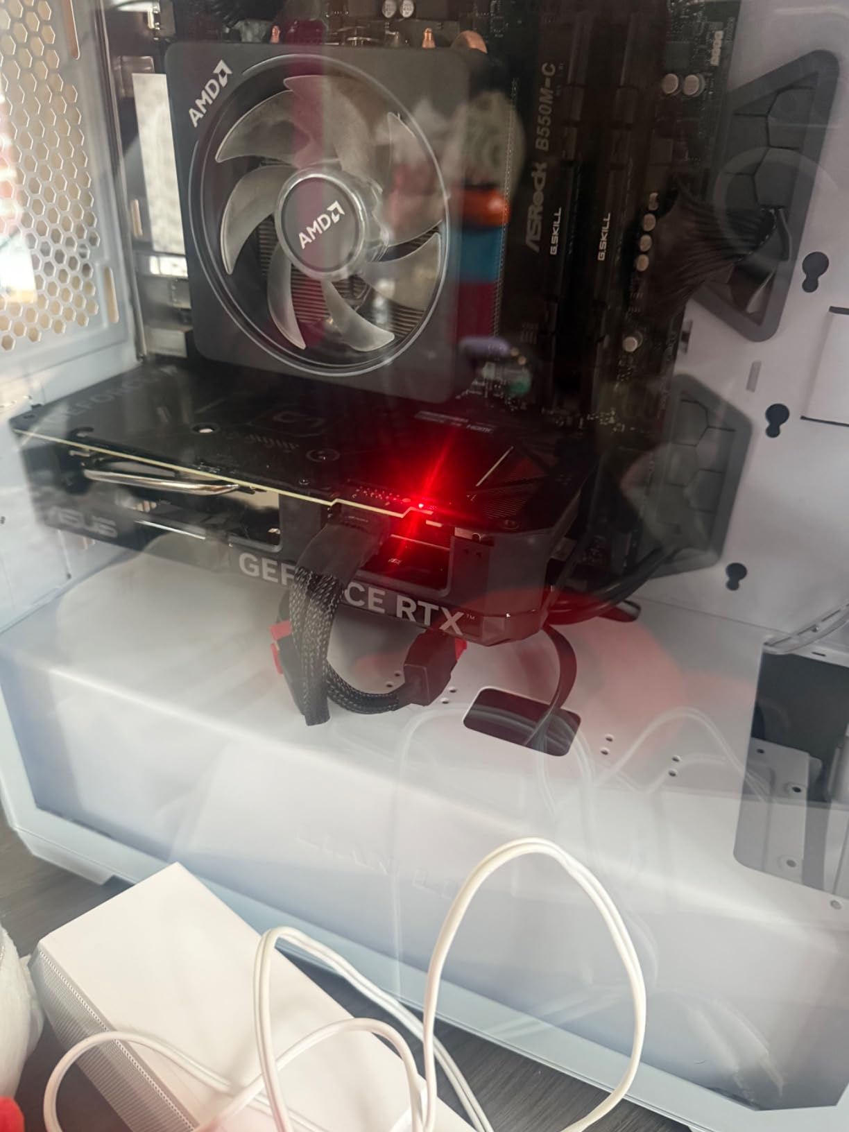 ASUS Dual GeForce RTX 4070 Super EVO OC Edition 12GB GDDR6X (PCIe 4.0, 12GB GDDR6X, DLSS 3, HDMI 2.1a, DisplayPort 1.4a, 2.5-Slot Design, Axial-tech Fan Design, 0dB Technology) customer photo 2