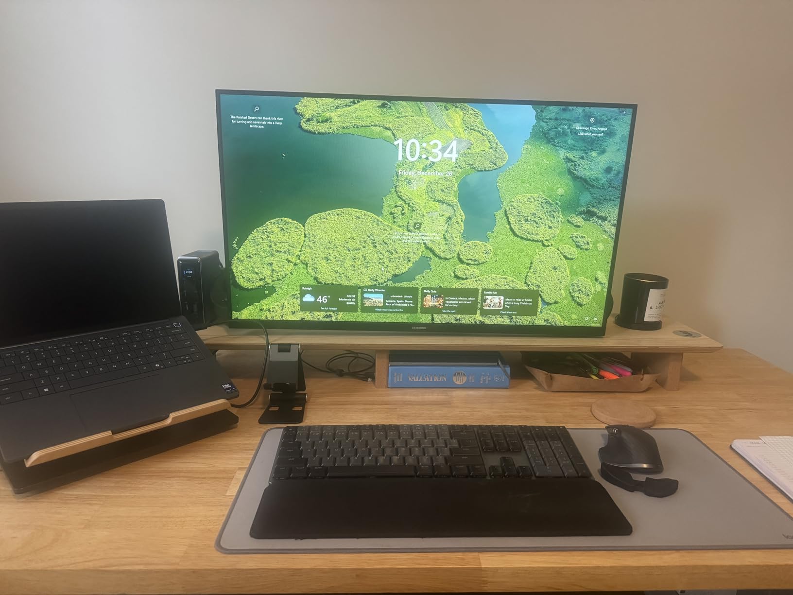 Anker Prime Docking Station, 14-Port with 160W Max Output, 10Gbps Fast Data Transfer, Real-Time Smart Interface, Audio and Ethernet Ports, Dual 4K Displays for Dell, HP, Lenovo and More customer photo 2