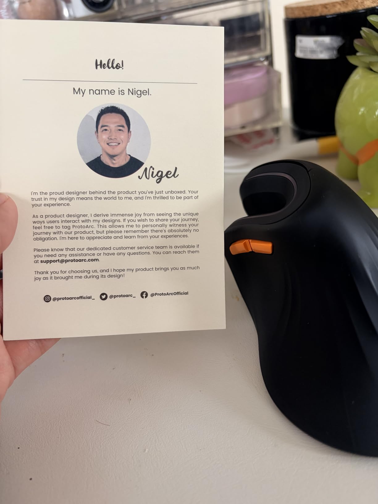 ProtoArc Ergonomic Mouse, EM11 NL Bluetooth Rechargeable Wireless Vertical Mouse, 3 Multi-Device Connectivity for Computer/PC/Laptop, 2.4GHz USB-A Optical Mice for Windows, Mac OS, Black customer photo 2