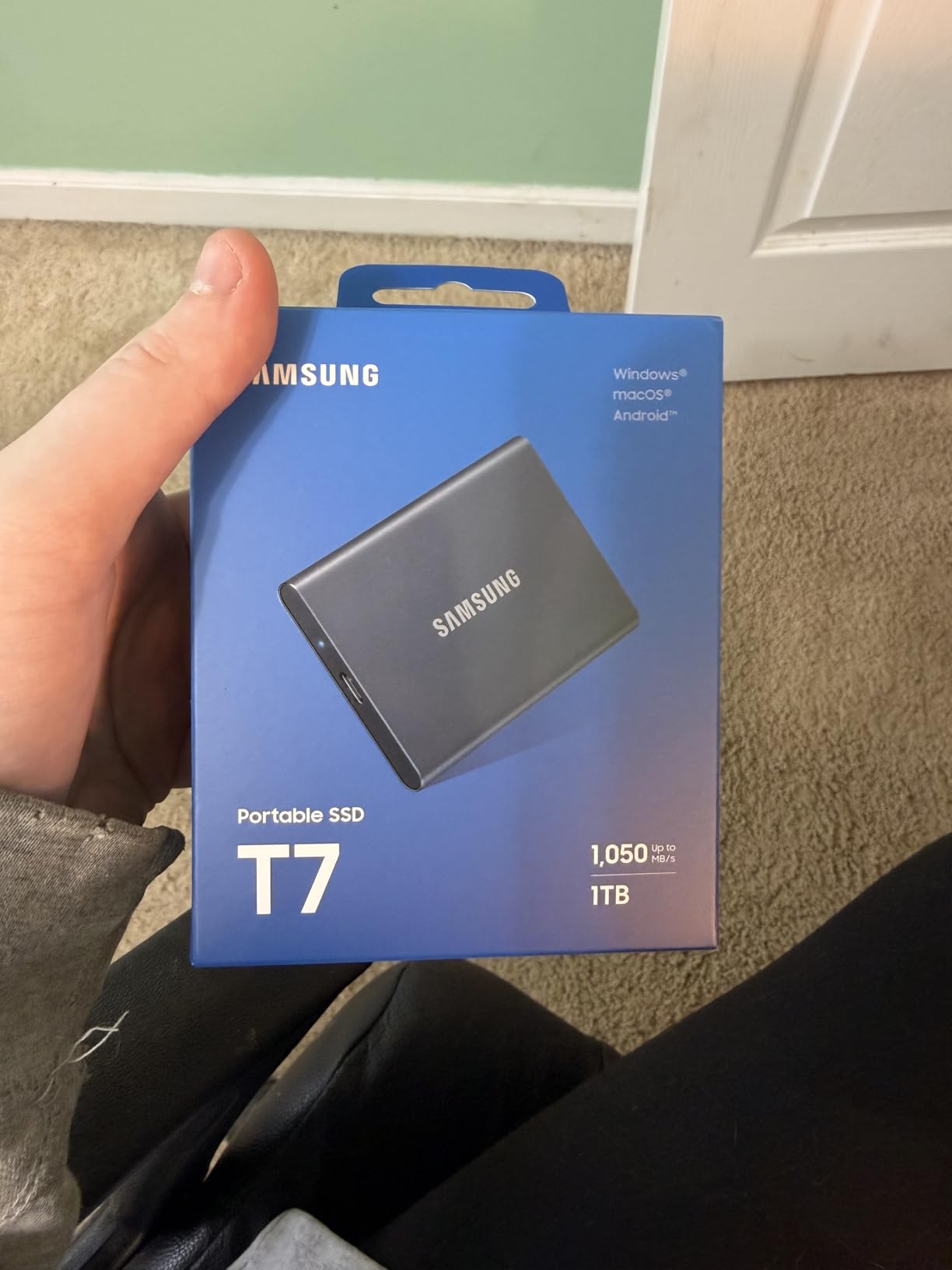 SAMSUNG T7 Portable SSD, 4TB External Solid State Drive, Speeds Up to 1,050MB/s, USB 3.2 Gen 2, Reliable Storage for Gaming, Students, Professionals, MU-PC4T0T/AM, Gray customer photo 2