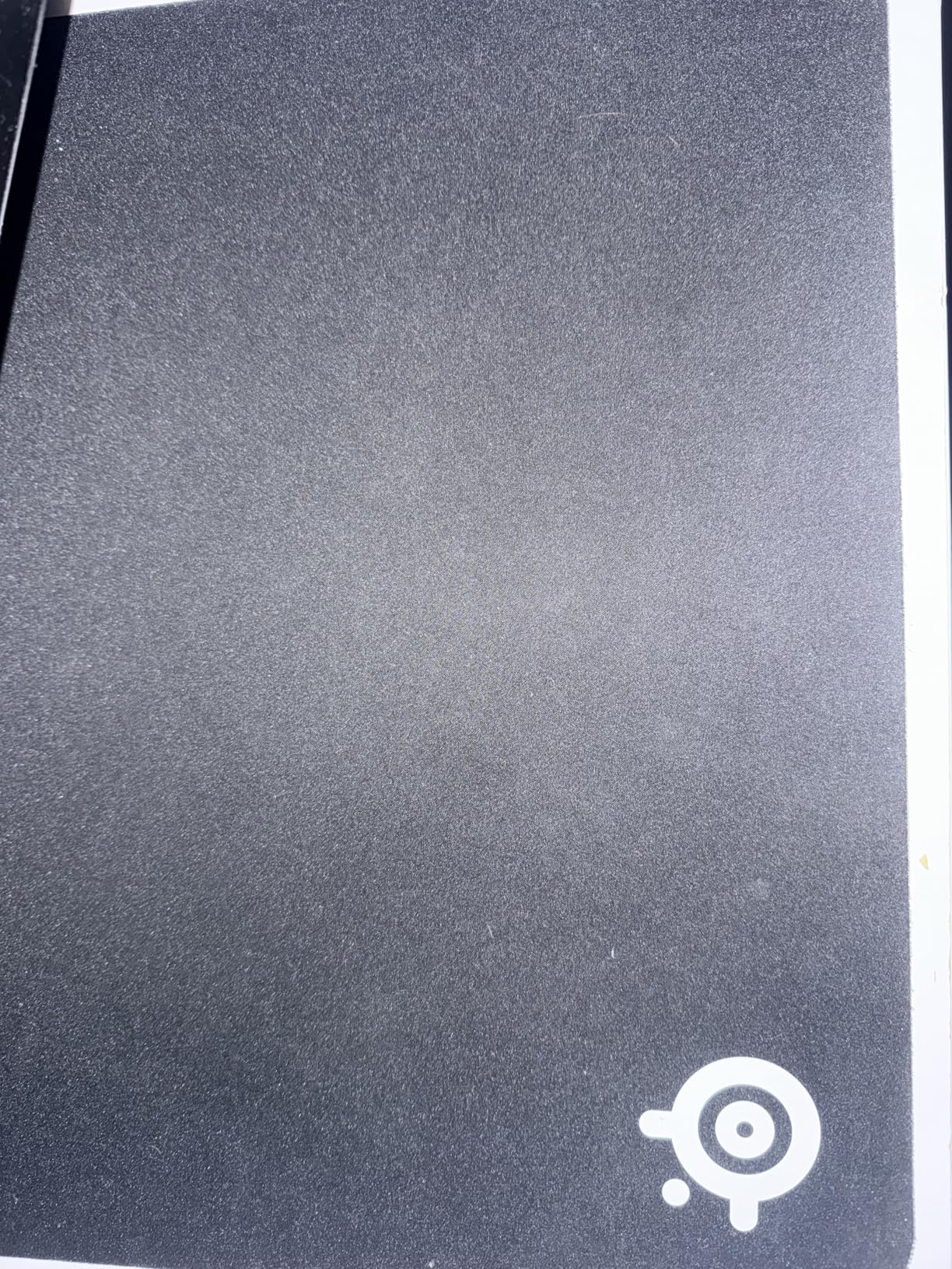 SteelSeries QcK Gaming Mouse Pad - XXL Cloth - Peak Tracking and Stability - Esports Mousepad - Never-Slip - Full Desk Coverage customer photo 2