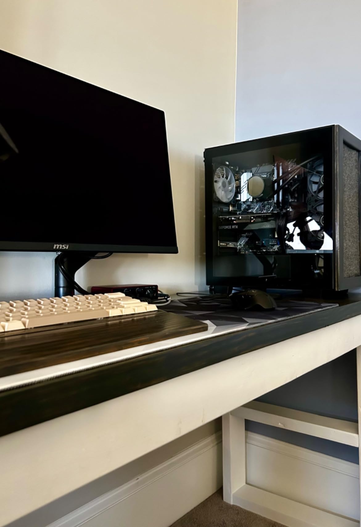 MSI MAG MT201 - Premium Heavy Duty Single Monitor Stand Arm, Supports 17-49