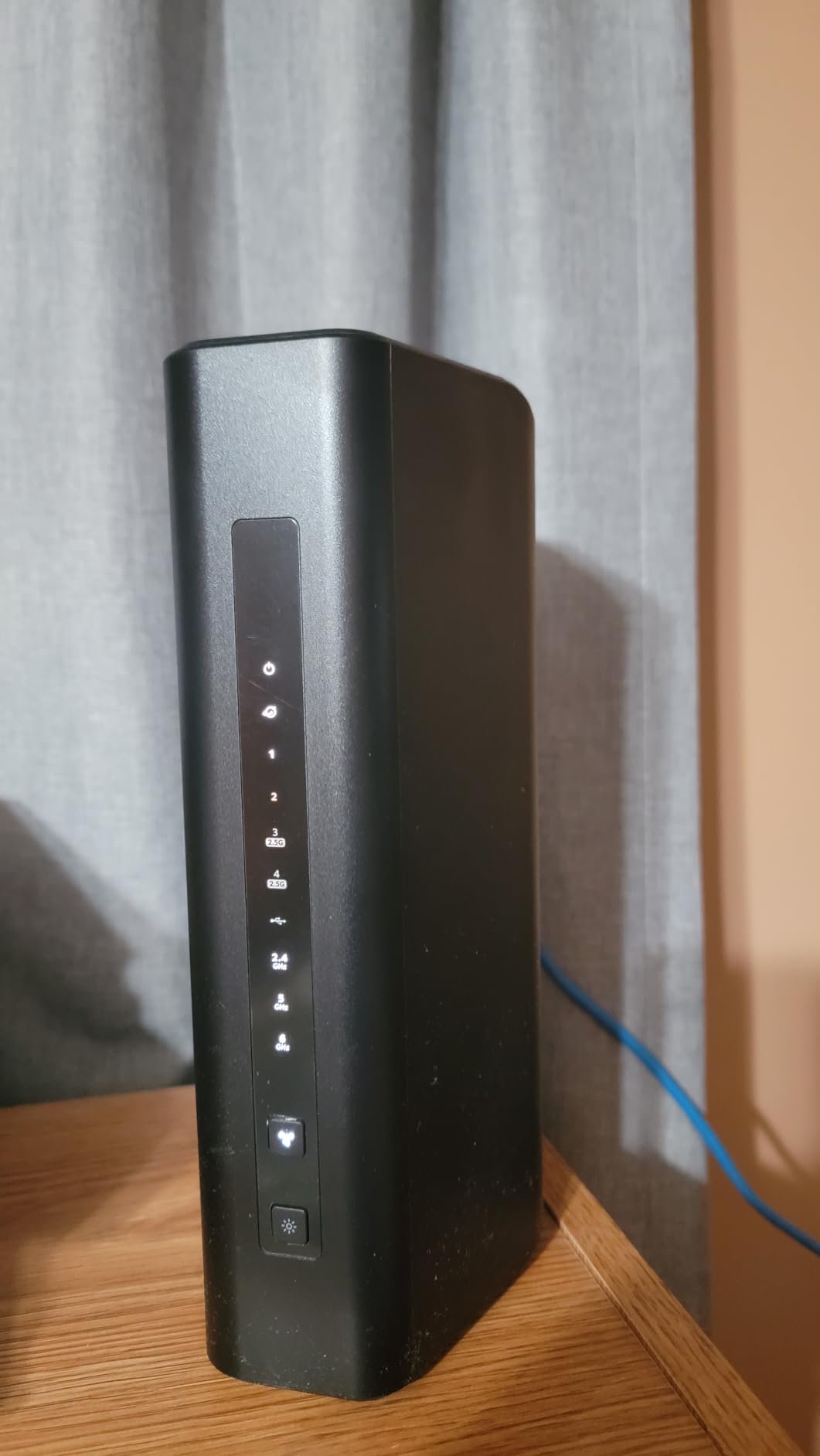 NETGEAR Nighthawk Tri-Band WiFi 7 Router (RS300) - Router Only, BE9300 Wireless Speed (up to 9.3 Gbps) - Covers up to 2,500 sq. ft., 100 Devices - Universally Compatible with ISPs - Free Expert Help customer photo 1