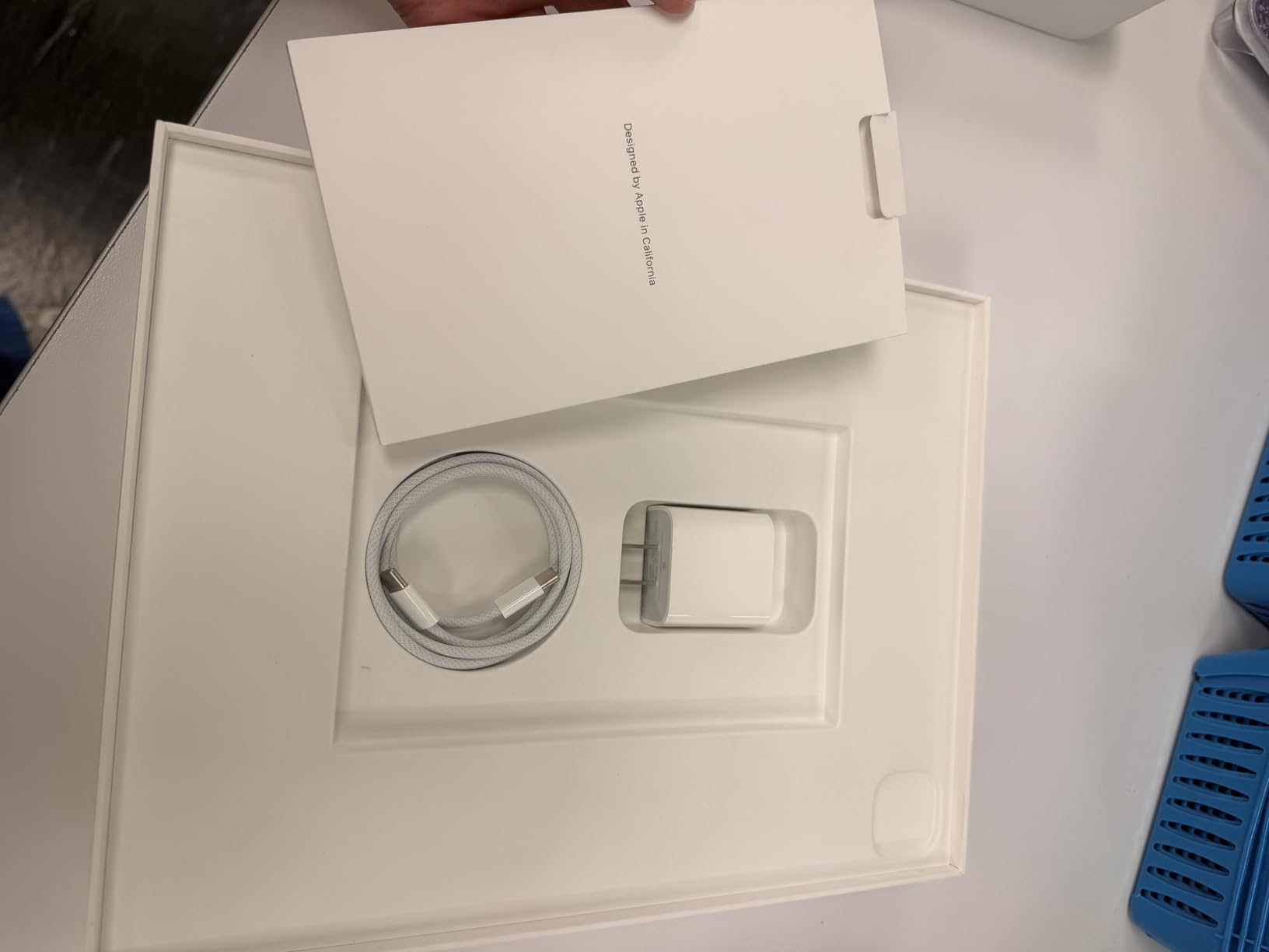 Apple iPad Pro 2024 (13-inch, Wi-Fi, 256GB) - Space Black (Renewed) customer photo 1