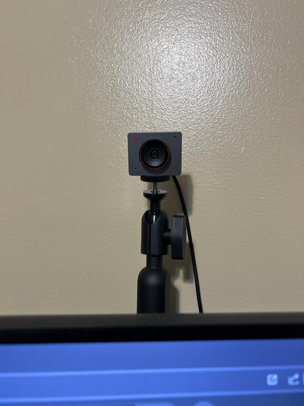 OBSBOT Meet 2-4K Webcam for PC with 1/2