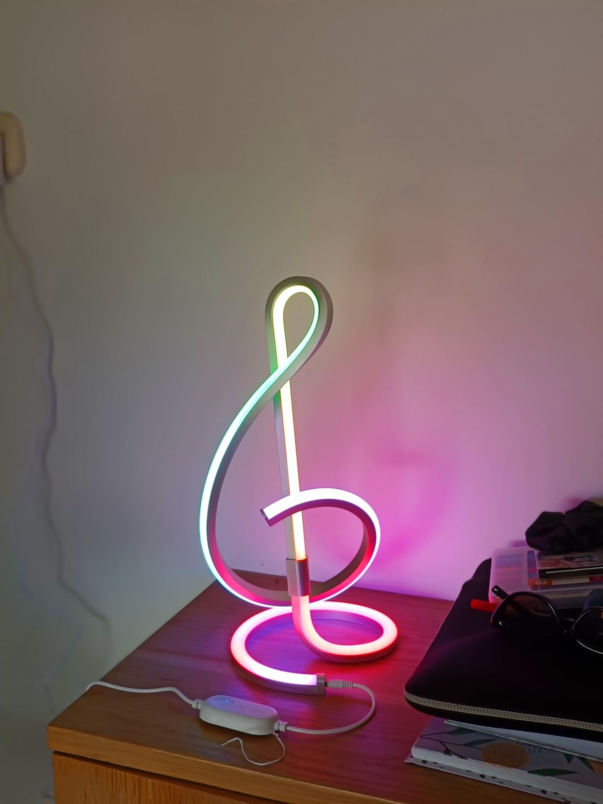 Lepro TB1 AI Smart Table Lamp, RGB+IC Addressable Color Changing Desk Light Alexa Google Home Enable, Music Sync, DIY Endless Scenes, APP Control Cool LED Lamp for Room Decor Ambient Lighting, 2.4 GHz customer photo 2