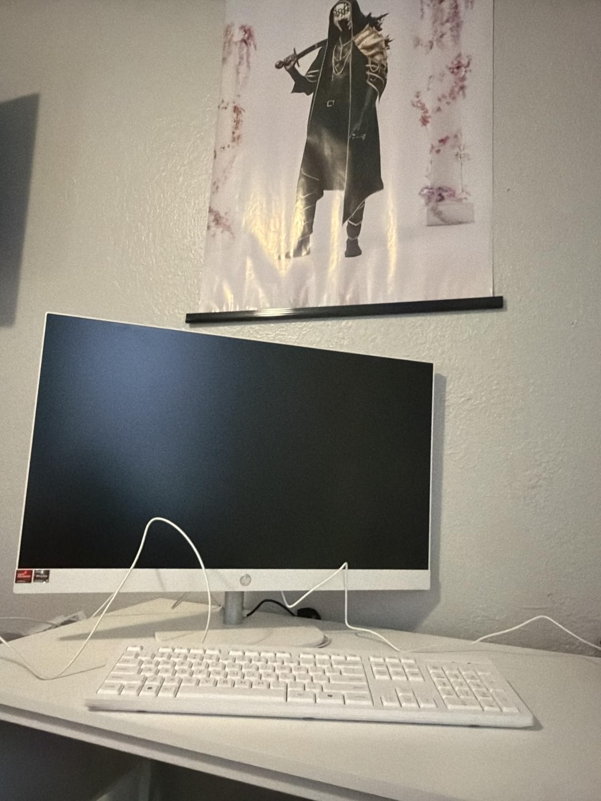 HP 27 inch All-in-One Desktop PC, FHD Display, AMD Ryzen 7 7730U, 32 GB RAM, 1 TB SSD, AMD Radeon Graphics, Windows 11 Home, 27-cr0012 (2024) customer photo 1