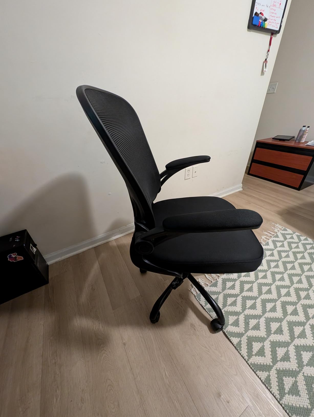 Office Chair, Ergonomic Desk Chairs 330LBS Capacity High Back Mesh Computer Chair with Flip-up Armrests, Comfy Work Chair with Adjustable Lumbar Support customer photo 1