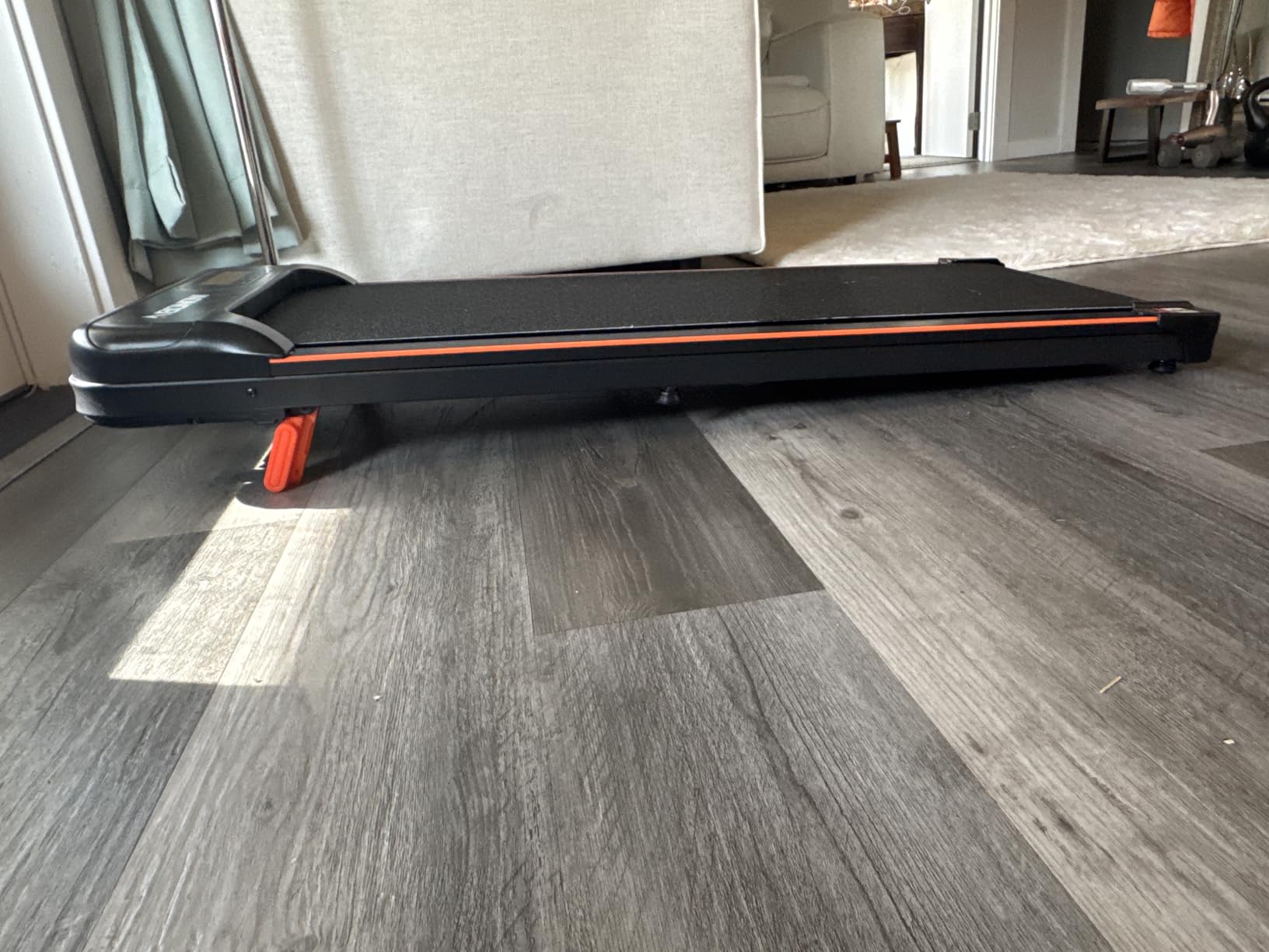 Abonow Walking Pad, Under Desk Treadmill with Incline for Home Office 2.5HP Portable Walking Treadmill with 265 Lbs Weight Capacity Walking Machine, Remote Control, LED Display customer photo 2