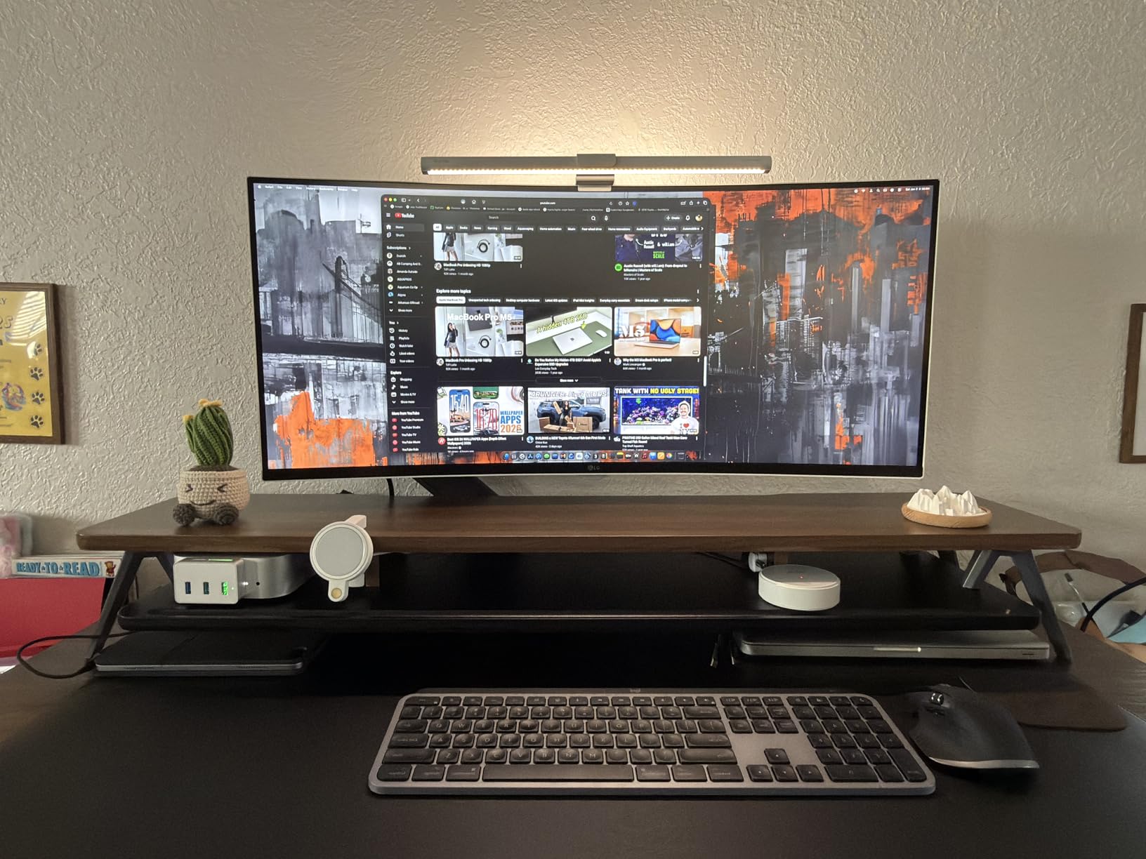 LG 34SR63QA-W 34 inch Smart Curved Monitor with Streaming TV, QHD 1440p, UltraWide Screen, USB Type-C 65W PD, 1800R, webOS, HDR10, 100Hz, Built-in Speaker, AirPlay2, Screen Share, Bluetooth, White customer photo 2