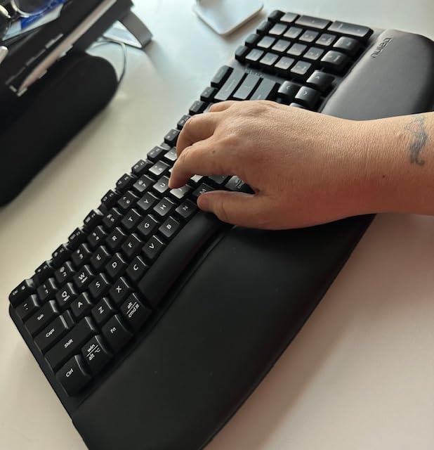 Nulea RT08 Wave Keys Wireless Ergonomic Keyboard with Cushioned Palm Rest, 2.4GHz Ergo Cordless USB Computer Keyboard, Comfortable Natural Typing, for Laptop, Mac, Windows Black customer photo 2