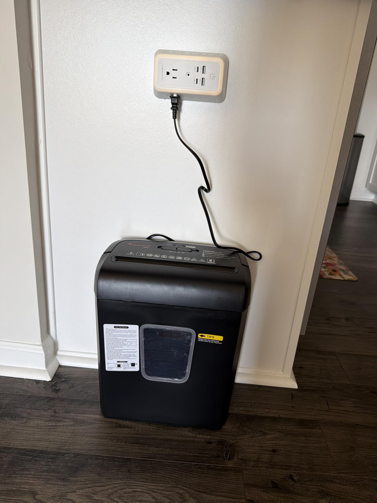 Bonsaii Paper Shredder for Home Use, 3.4 Gal Wastebasket, 6 Sheet Crosscut Paper Credit Cards, Staples, and Clips Shredder for Home Office Use, Portable Handle Design (C237-B New Version) customer photo 1