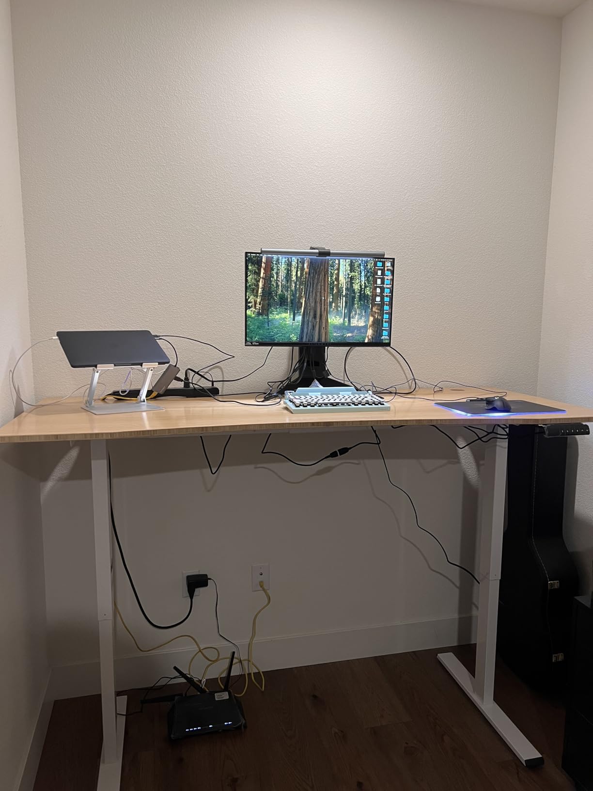 FLEXISPOT E3 Dual Motor Electric Standing Desk 55 x 28 Sit Stand Up Desk, Holds 220 lbs, Adjustable Height w/Memory Presets, One-Piece Brown Wood Grain Desktop & Black Frame, Ships in 2 Boxes customer photo 1