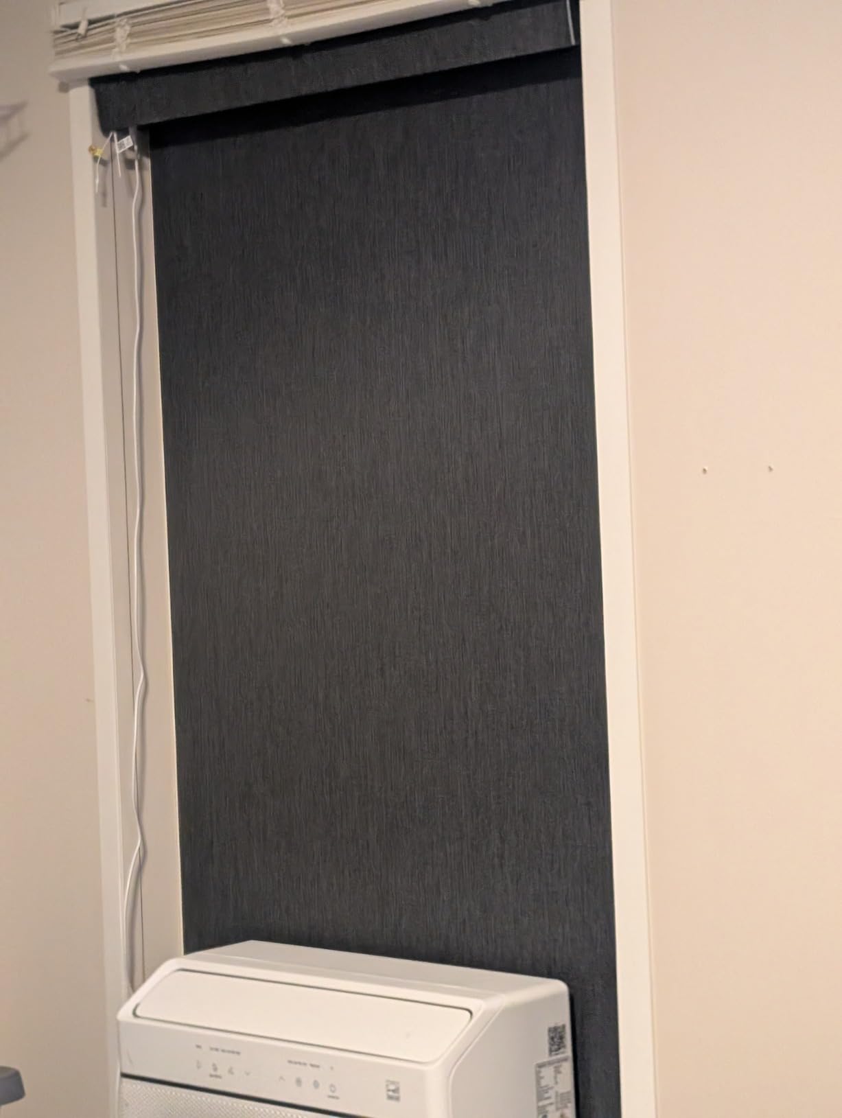 HeyBlinds Motorized Blinds with Remote, 100% Blackout Smart Blinds, Automatic Shades for Windows Compatible with Alexa Google and Homekit, Custom Size(Light Chaser-Perla Bianca BO) customer photo 2