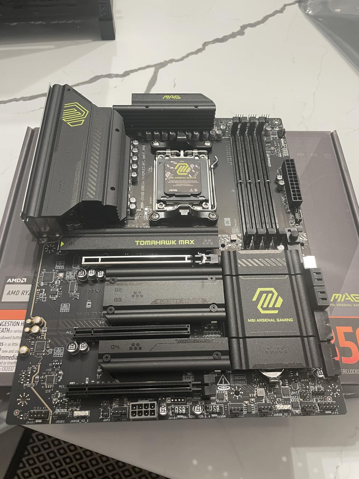 MSI MAG B850 Tomahawk MAX WiFi Motherboard, ATX - Supports AMD Ryzen 9000/8000 / 7000 Processors, AM5-80A SPS VRM, DDR5 Memory Boost 8400+ MT/s (OC), PCIe 5.0 x16, M.2 Gen5, Wi-Fi 7, 5G LAN customer photo 2