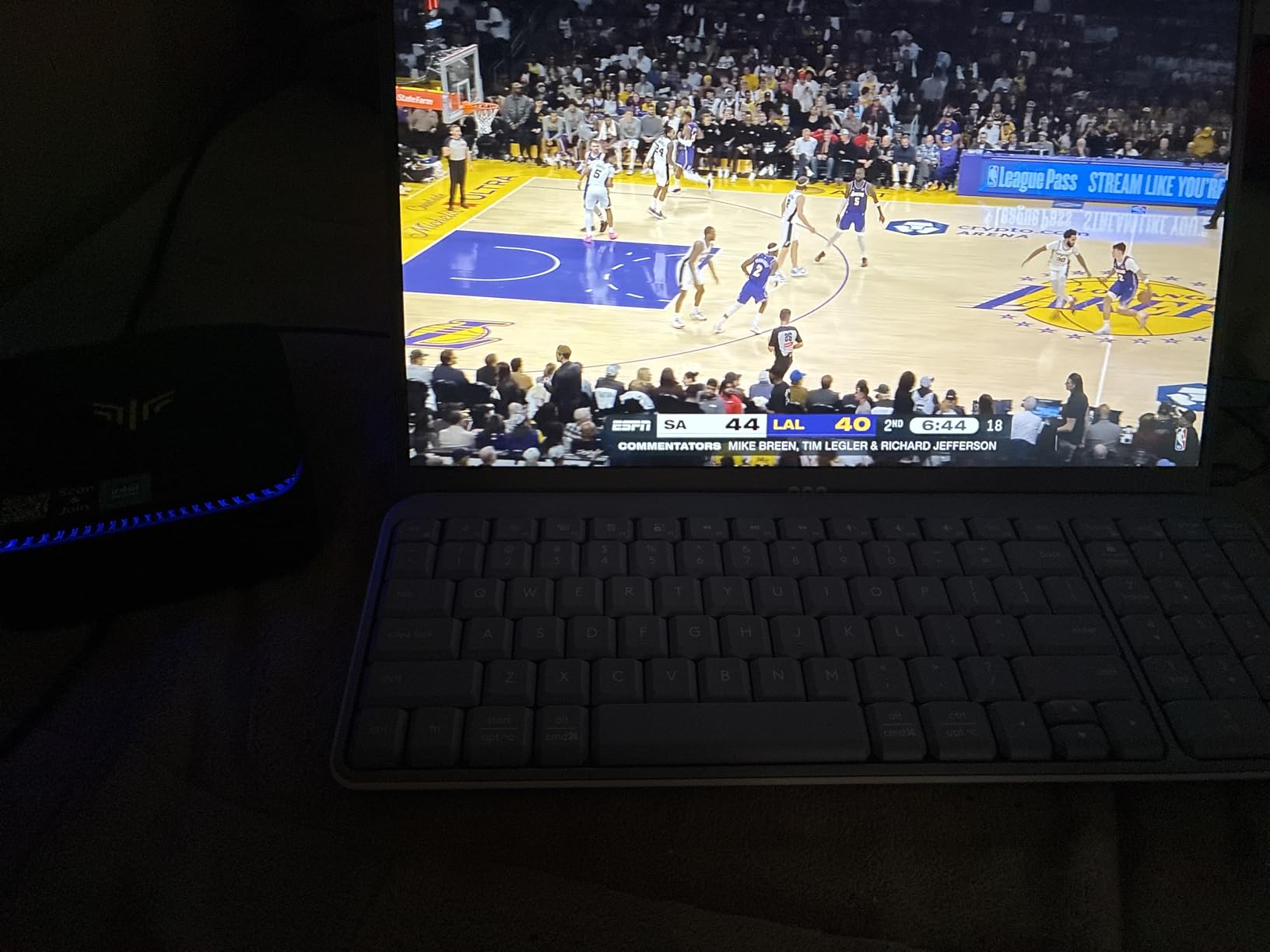 KAMRUI Essenx E1 Mini PC, AMD Ryzen 3250U (up to 3.5GHz), 8GB DDR4 RAM 256GB M.2 SSD, Mini Desktop Computer Support Dual 4K, WiFi, Ethernet for Business, Office, Home customer photo 2