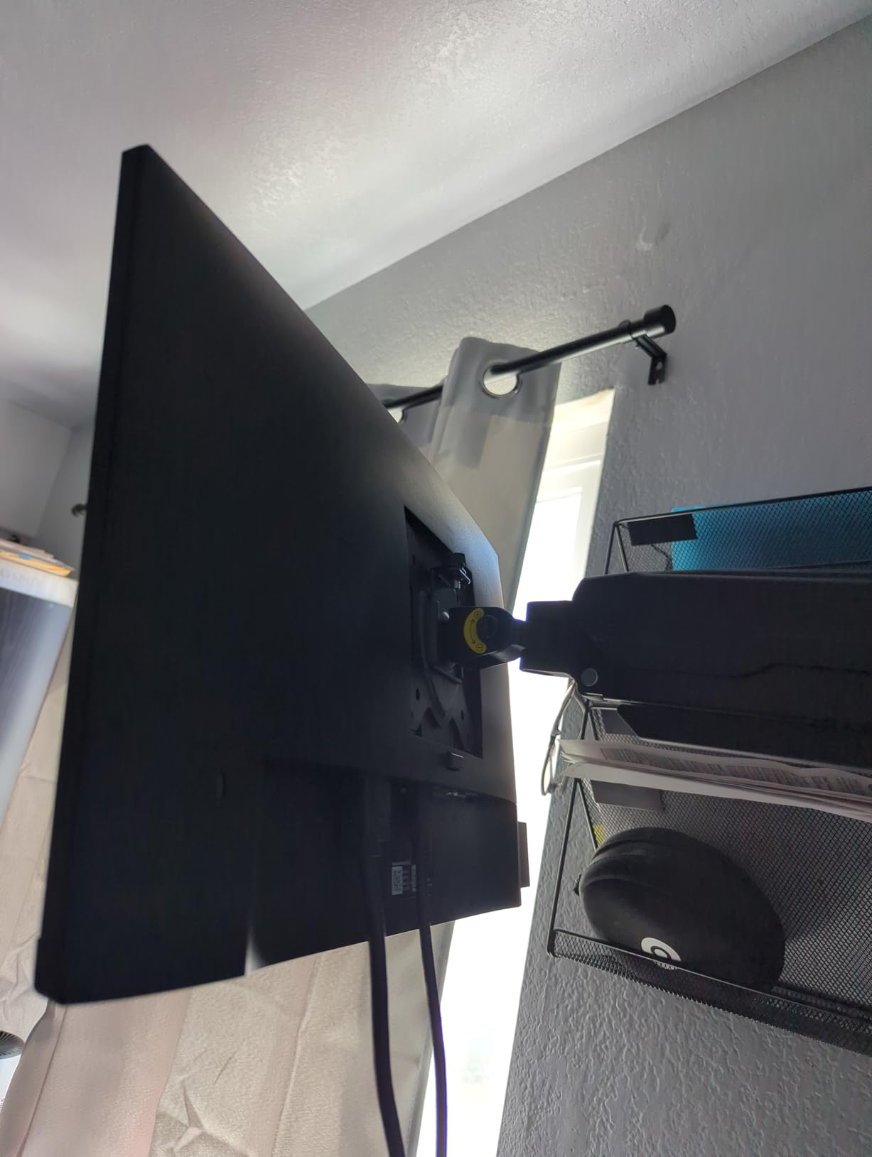 MOUNT PRO Monitor Wall Mount for 13 to 32 inch Computer Screen, Extra Long Adjustable Single Wall Mount Monitor Arm, Full Motion Vesa Wall Bracket 100x100, Hold up to 17.6lbs, Black customer photo 2