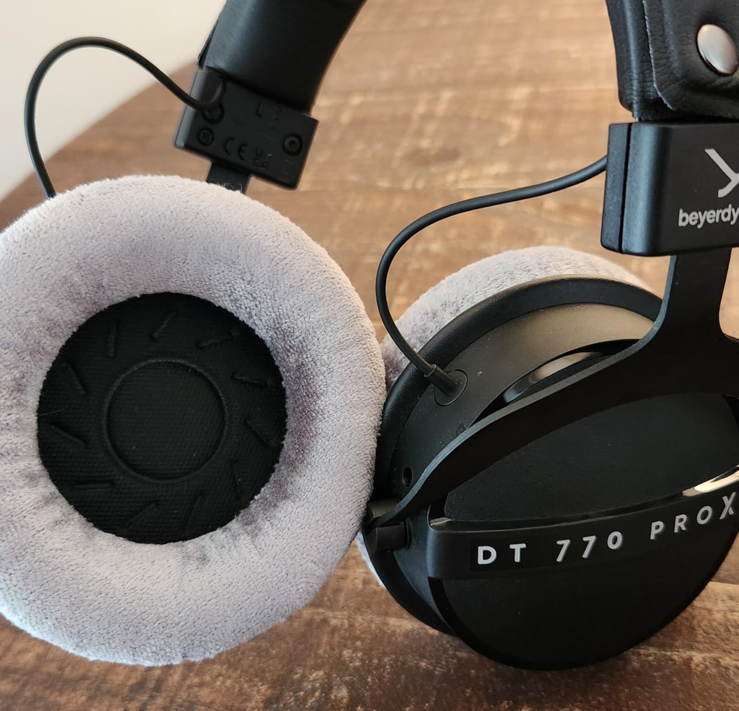 beyerdynamic DT 770 Pro X Wired Over-Ear Headphones, 48 Ohm, Closed-Back Professional Recording Studio Monitor. Recording, Monitoring, Sound Isolation, Handmade in Germany. Black customer photo 1