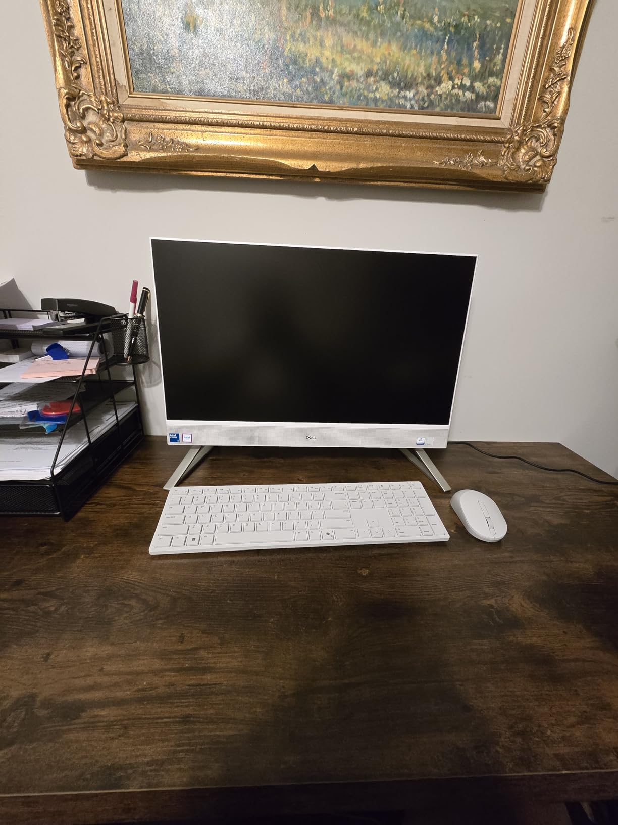 Dell 24 All-in-One Desktop ec24250-23.8-inch FHD Display, Intel Core 3 Processor 100U, Intel Graphics, 8GB DDR5 RAM, 512GB SSD, Windows 11 Home, Onsite Service+6 Months Retail Migrate - White customer photo 2