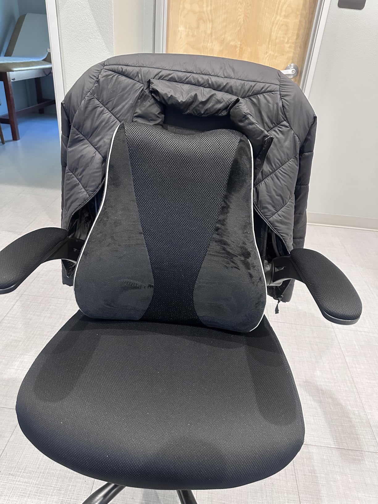 CloudBliss Ergonomic Lumbar Support Pillow - Memory Foam for Lower Back Pain Relief, Adjustable Straps & Mesh Cover for Office, Gaming, Car Seat & Home Essentials (Black) customer photo 2