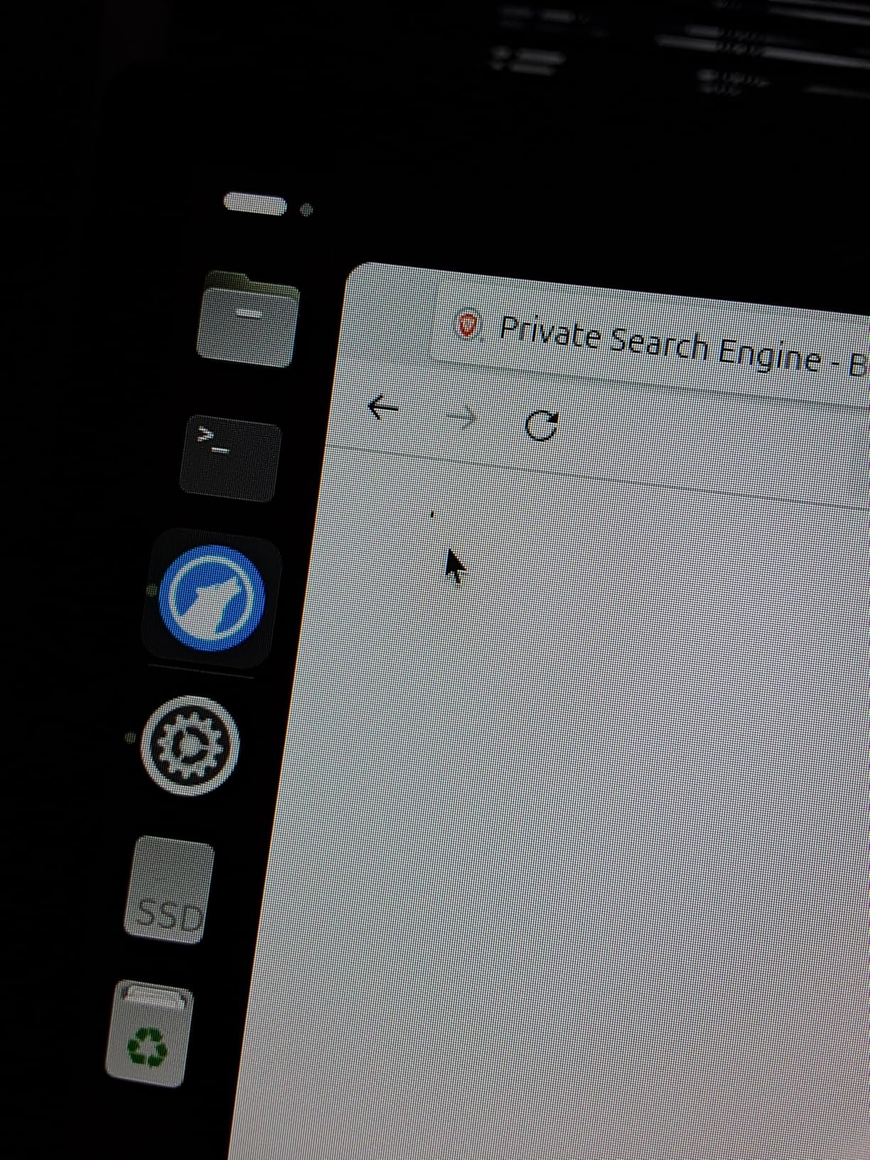 Samsung 32 ViewFinity S8 (S80UD) 4K UHD IPS HDR10 High Resolution Monitor, USB-C, Built-in Speakers, Ergonomic Stand, Built-in KVM Switch, Intelligent Eye Care, LS32D808UBNXGO, 2025 customer photo 1